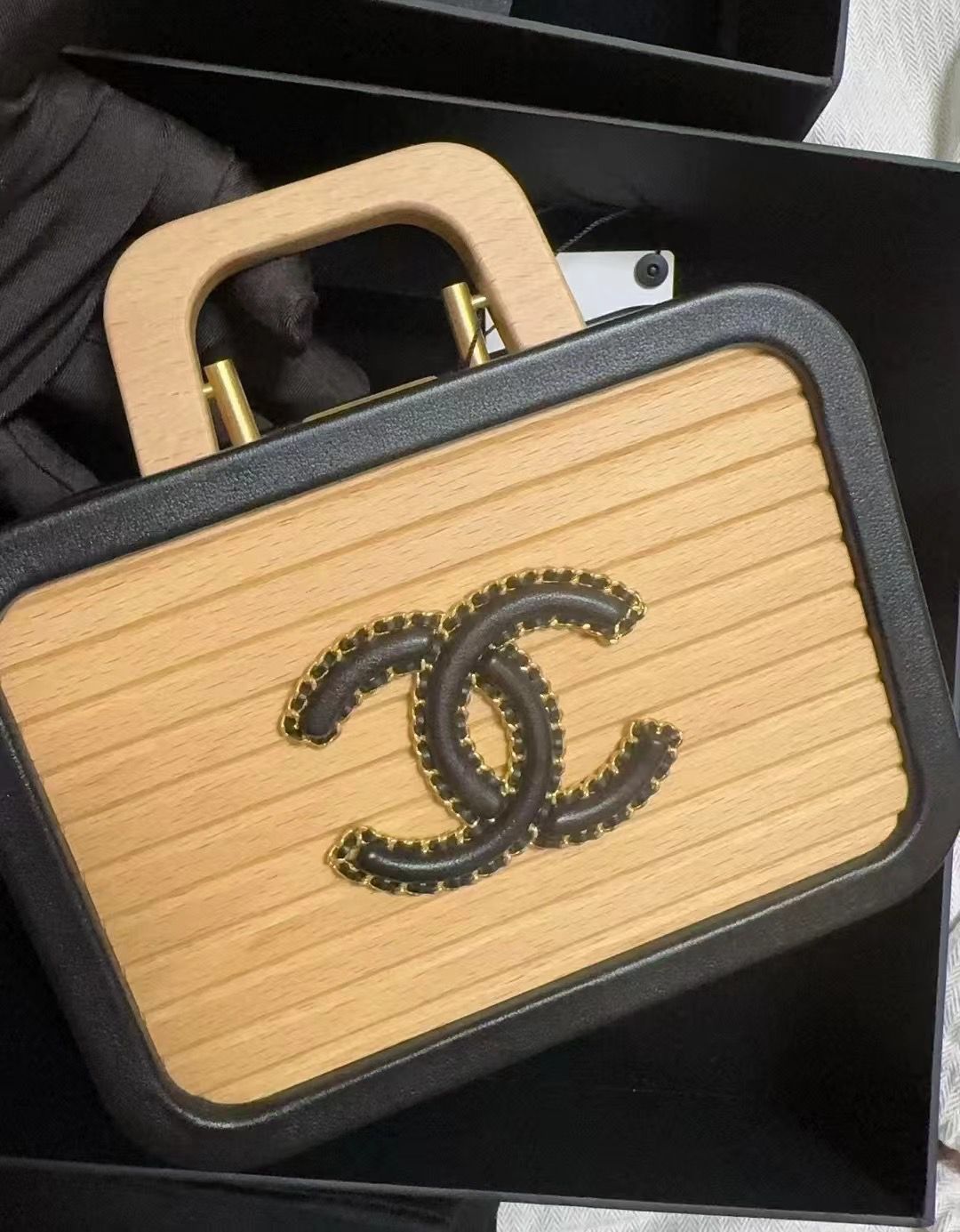 CHANEL 22C Dubai Collection Beige Beech Wood Black Lambskin Leather Medium CC VanitÃ©