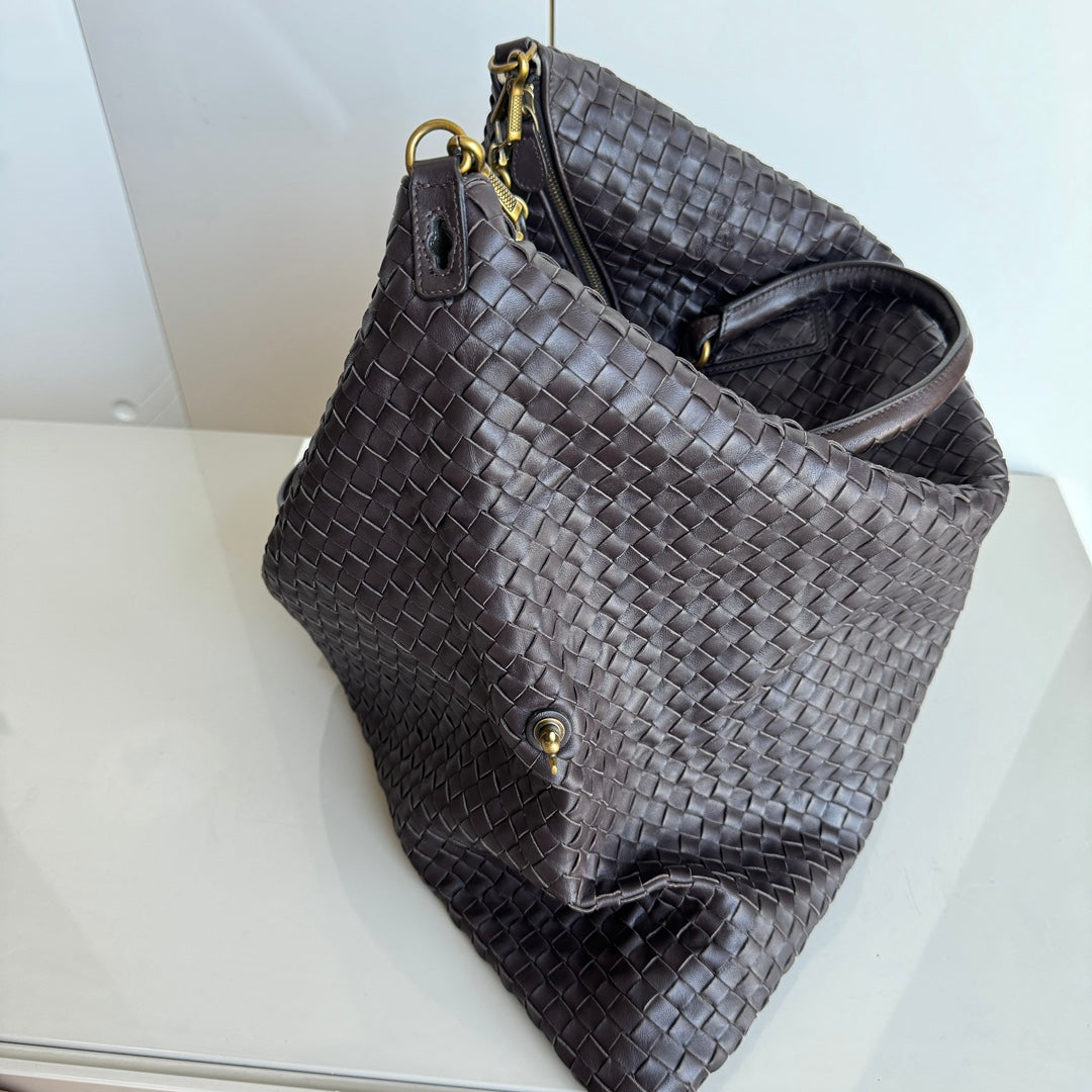 Bottega Veneta Maxi Convertible Tote Bag Dark Chocolate Brown Leather Two-way Carry 50cm