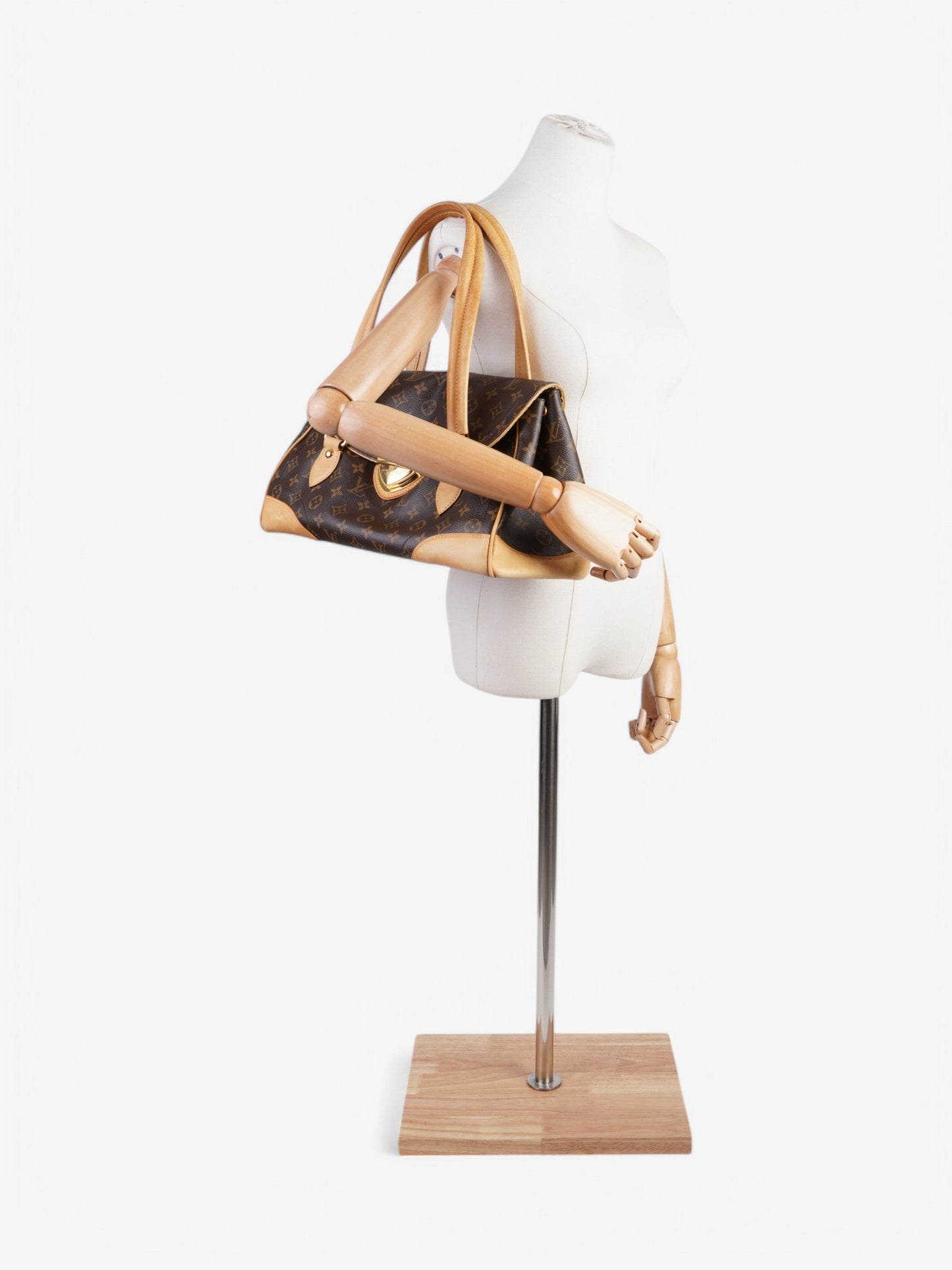 Louis Vuitton Beverly Monogram Coated Canvas GM