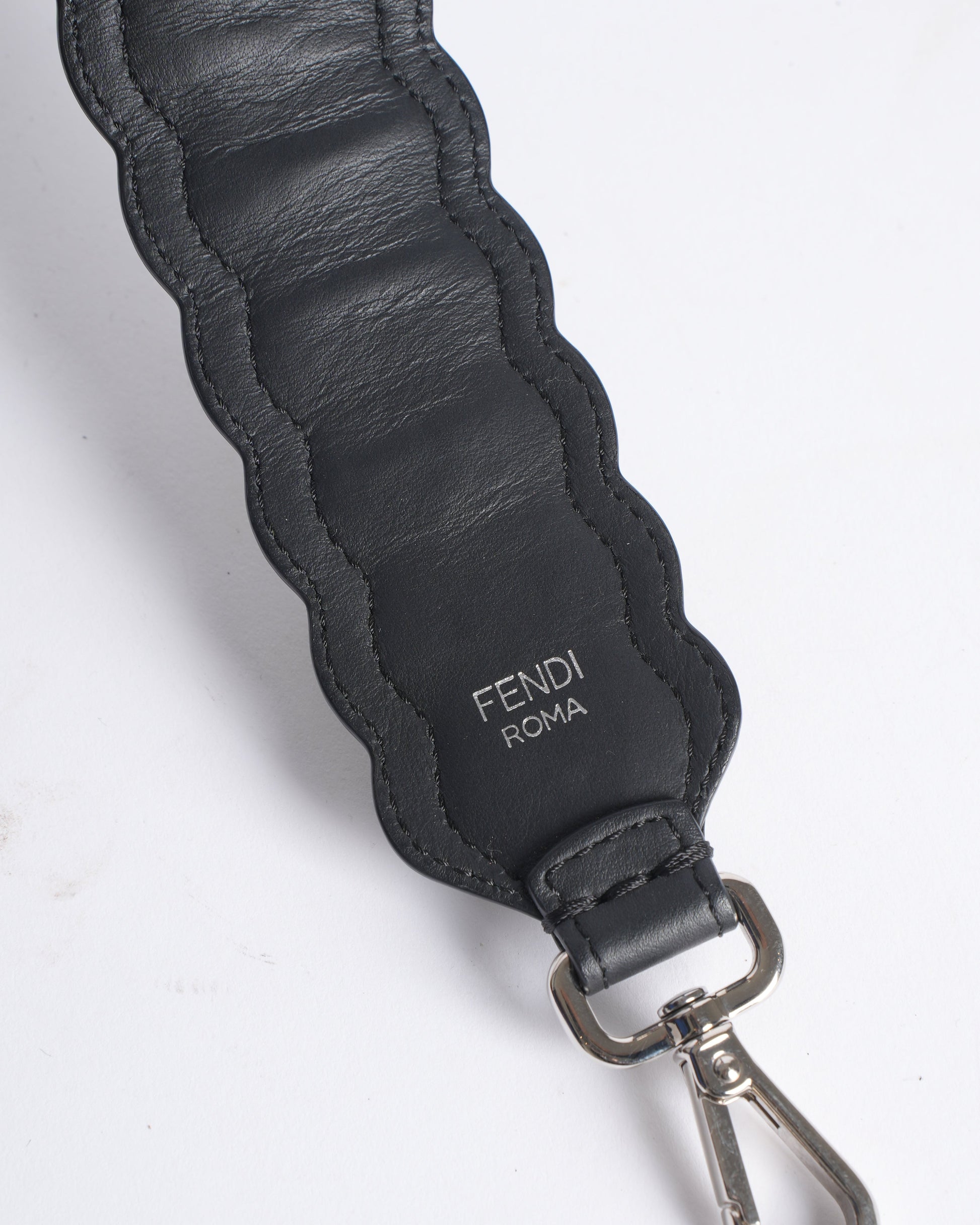 Fendi Faux Pearl Detachable Shoulder Embellished Belt