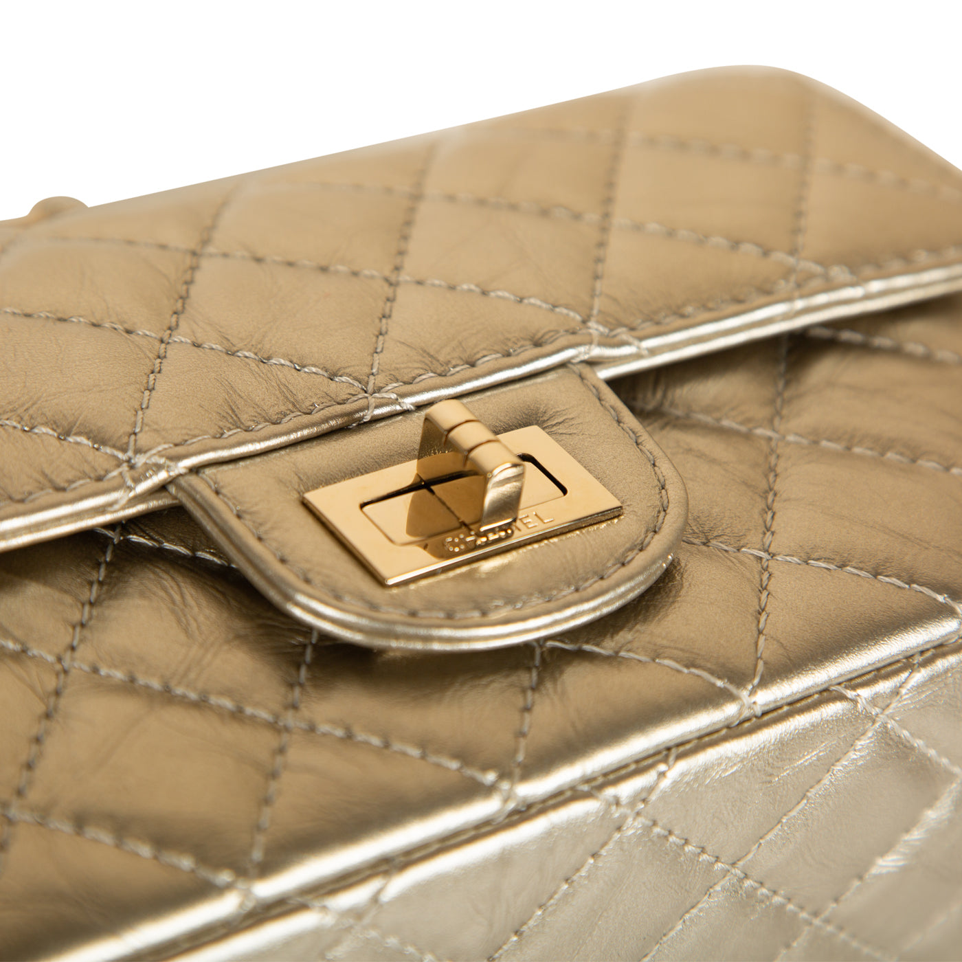 Chanel 2.55 Re-issue - 224