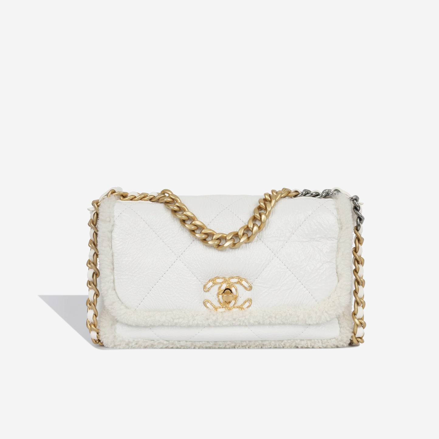 Chanel Chanel 19 - Shearling