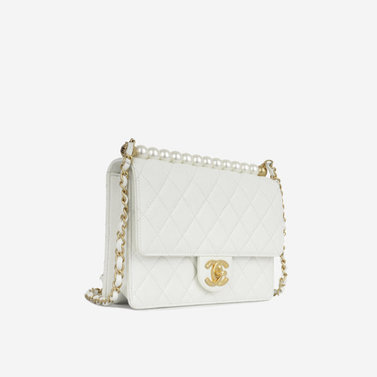Chanel Medium Chic Pearl Flap