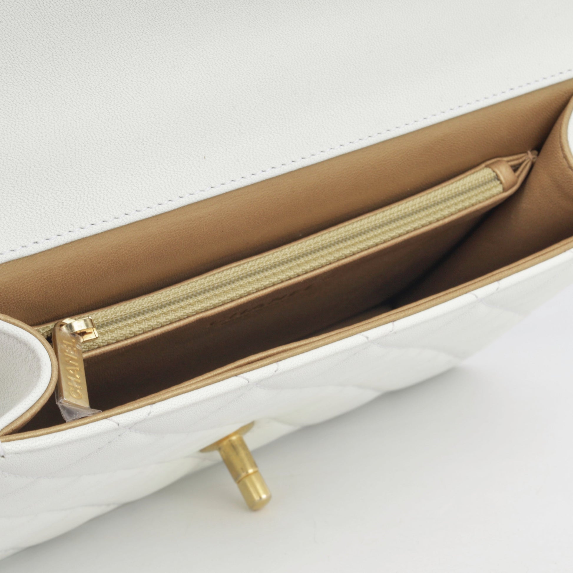 Chanel Medium Chic Pearl Flap