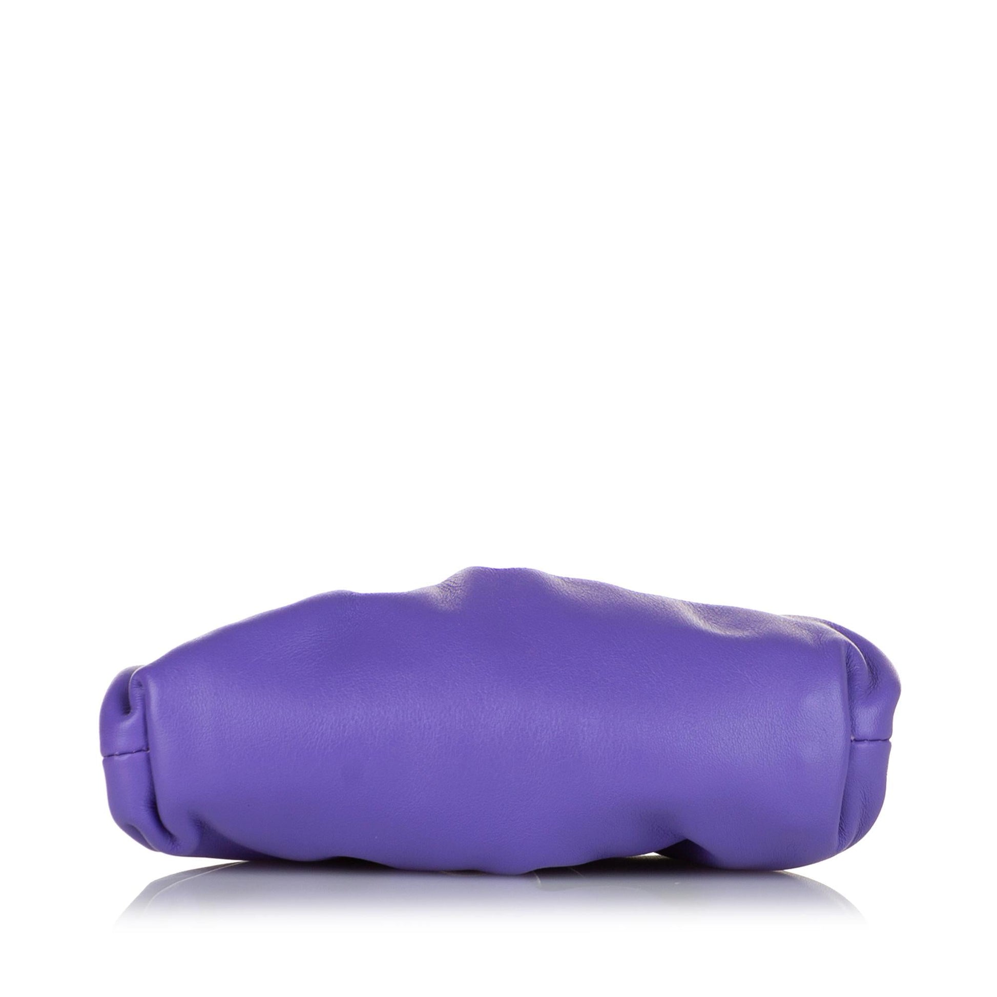 Luxury Bottega Veneta Extra Mini Pouch Leather Clutch (SHG-lEtw68)