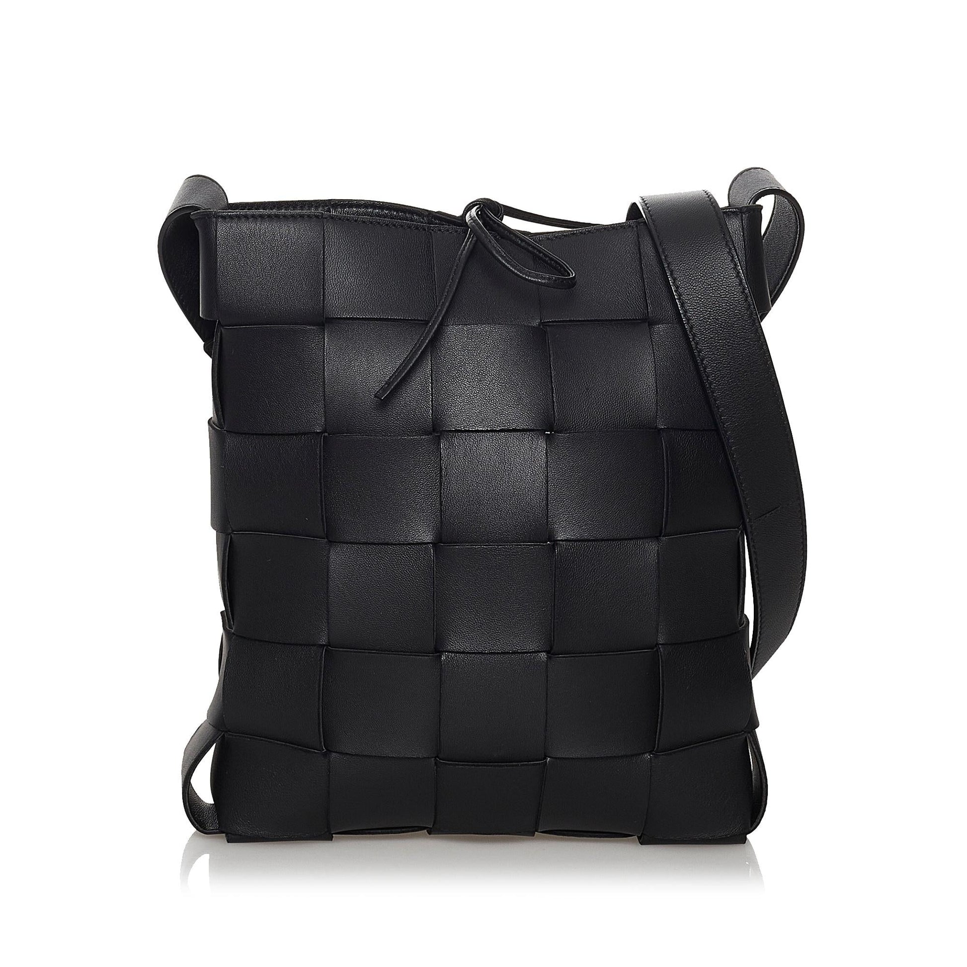 Luxury Bottega Veneta Intrecciato Cassette Leather Crossbody Bag (SHG-30630)