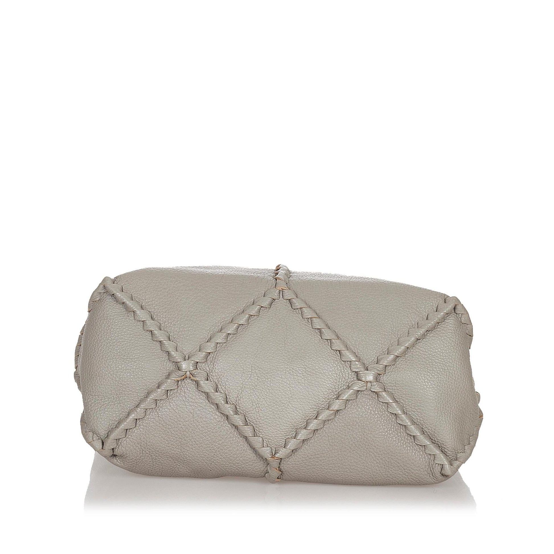 Luxury Bottega Veneta Intrecciato Leather Shoulder Bag (SHG-26905)