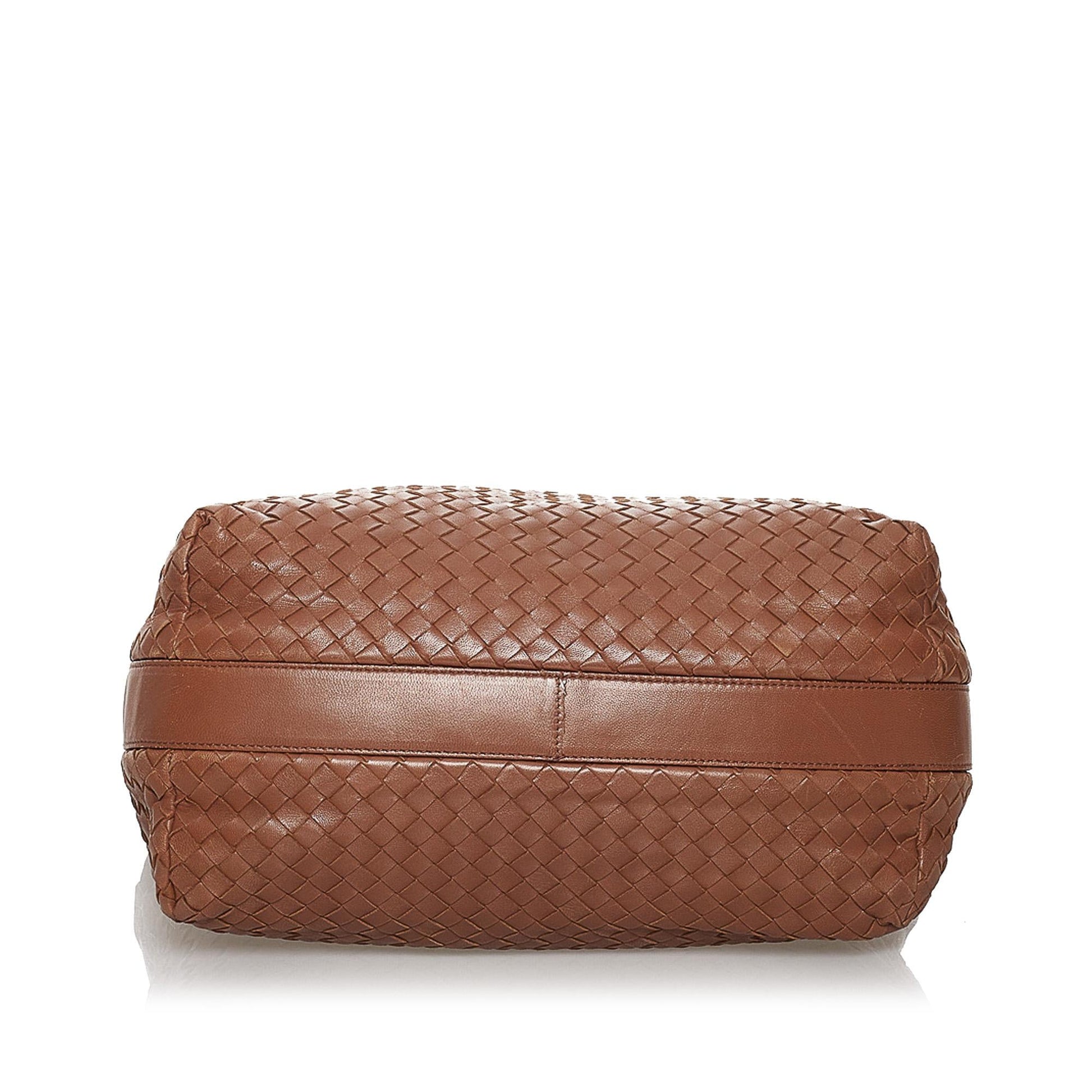 Luxury Bottega Veneta Intrecciato Leather Shoulder Bag (SHG-31180)