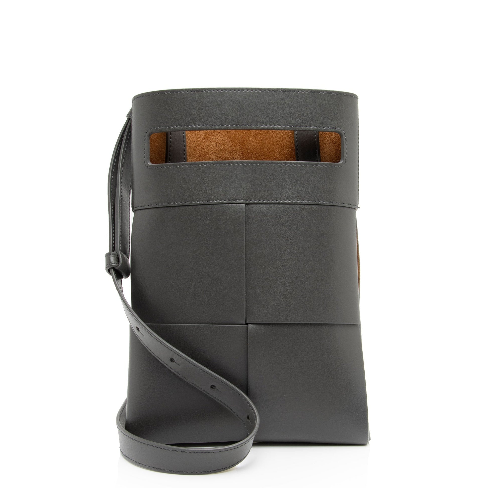 Luxury Bottega Veneta Maxi Intrecciato Nappa Crossbody Bag (SHF-MUPZeC)