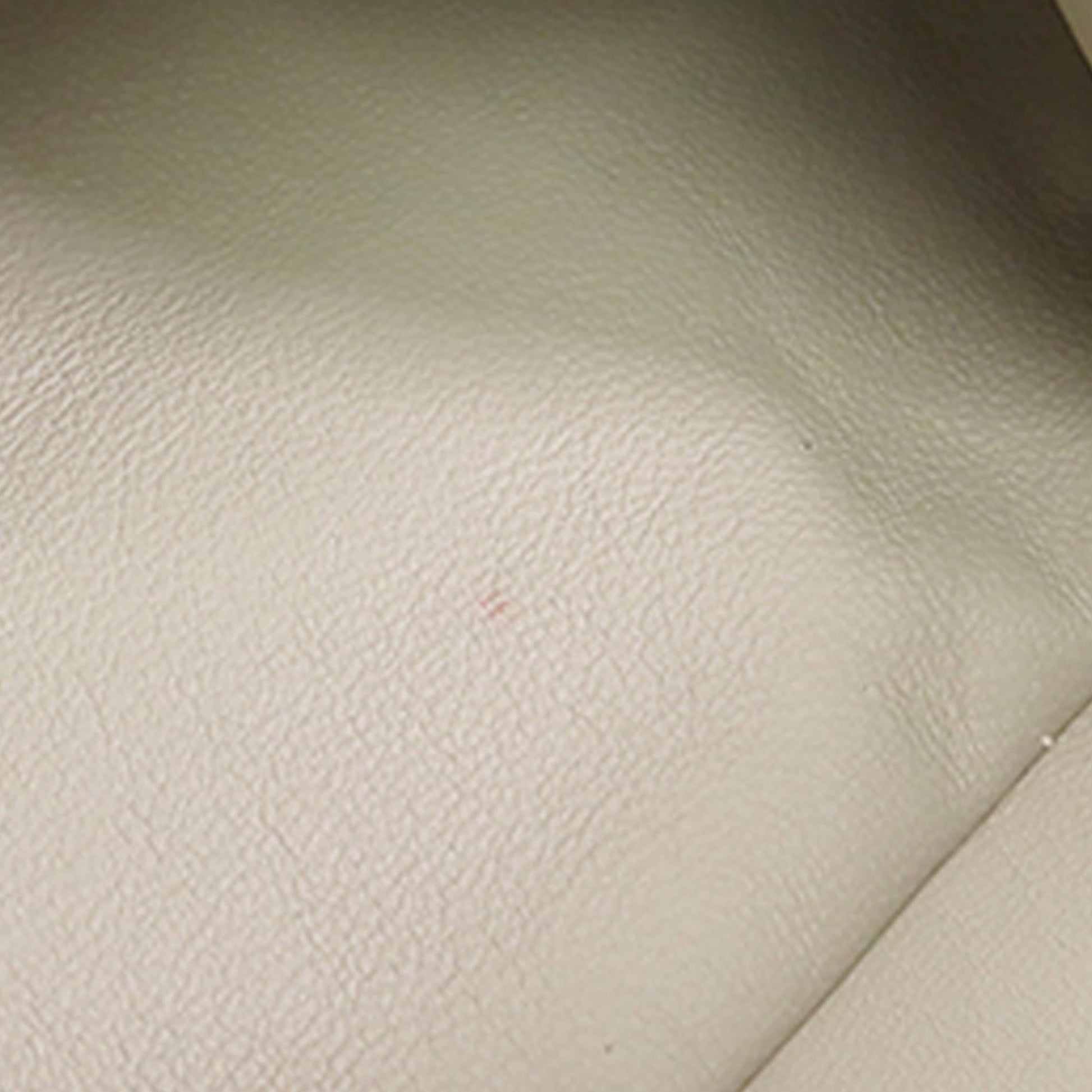 Luxury Bottega Veneta Intrecciato The Mini Pouch (SHG-G2TffH)