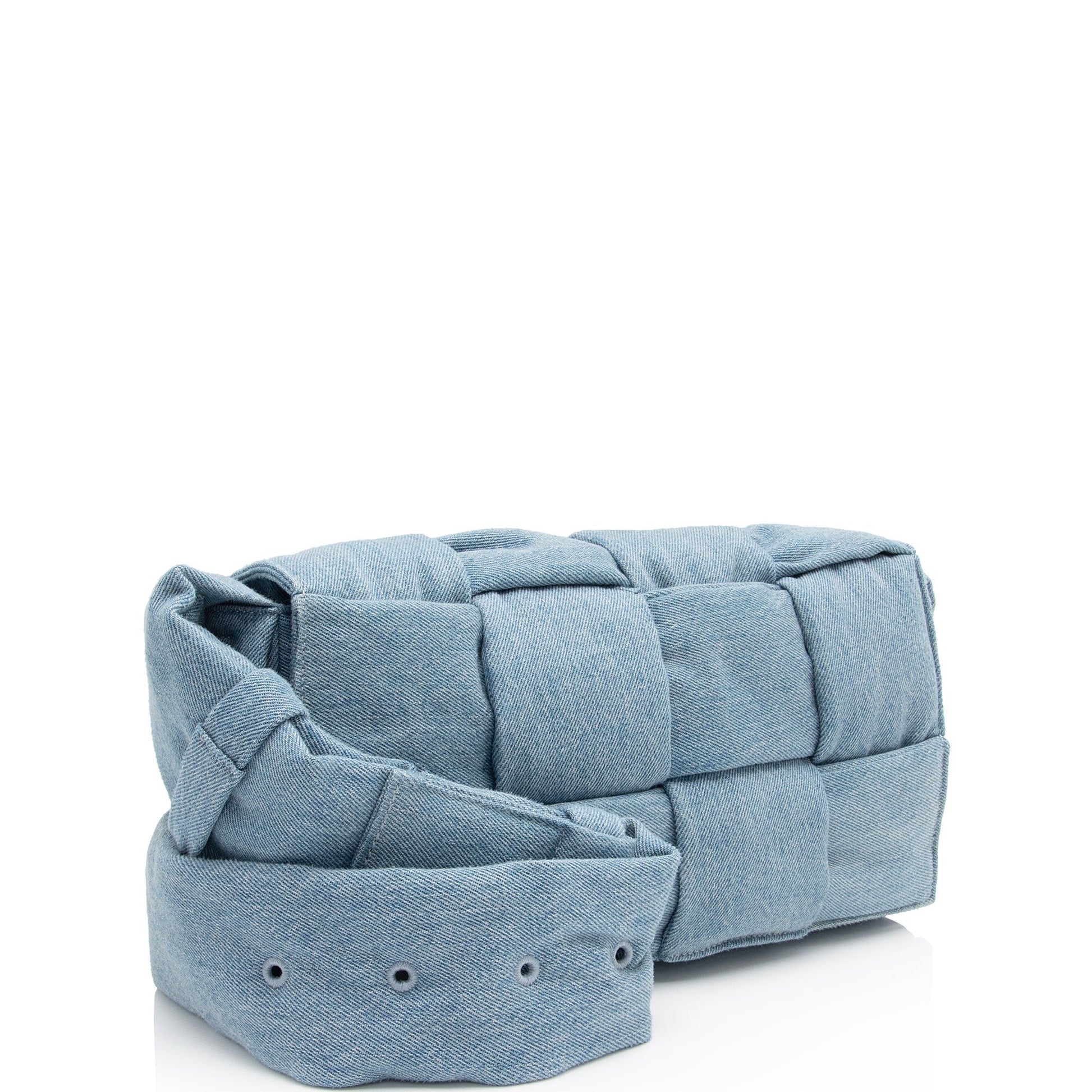 Luxury Bottega Veneta Padded Denim Cassette Shoulder Bag (SHF-Py6v0Q)