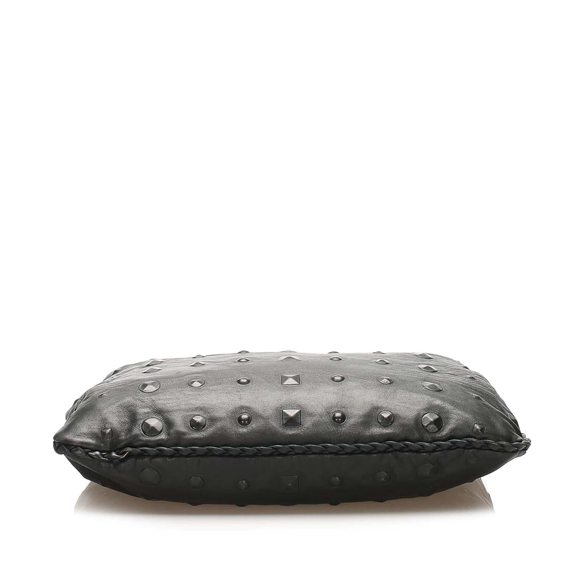 Luxury Bottega Veneta Studded Leather Hobo Bag (SHG-22738)