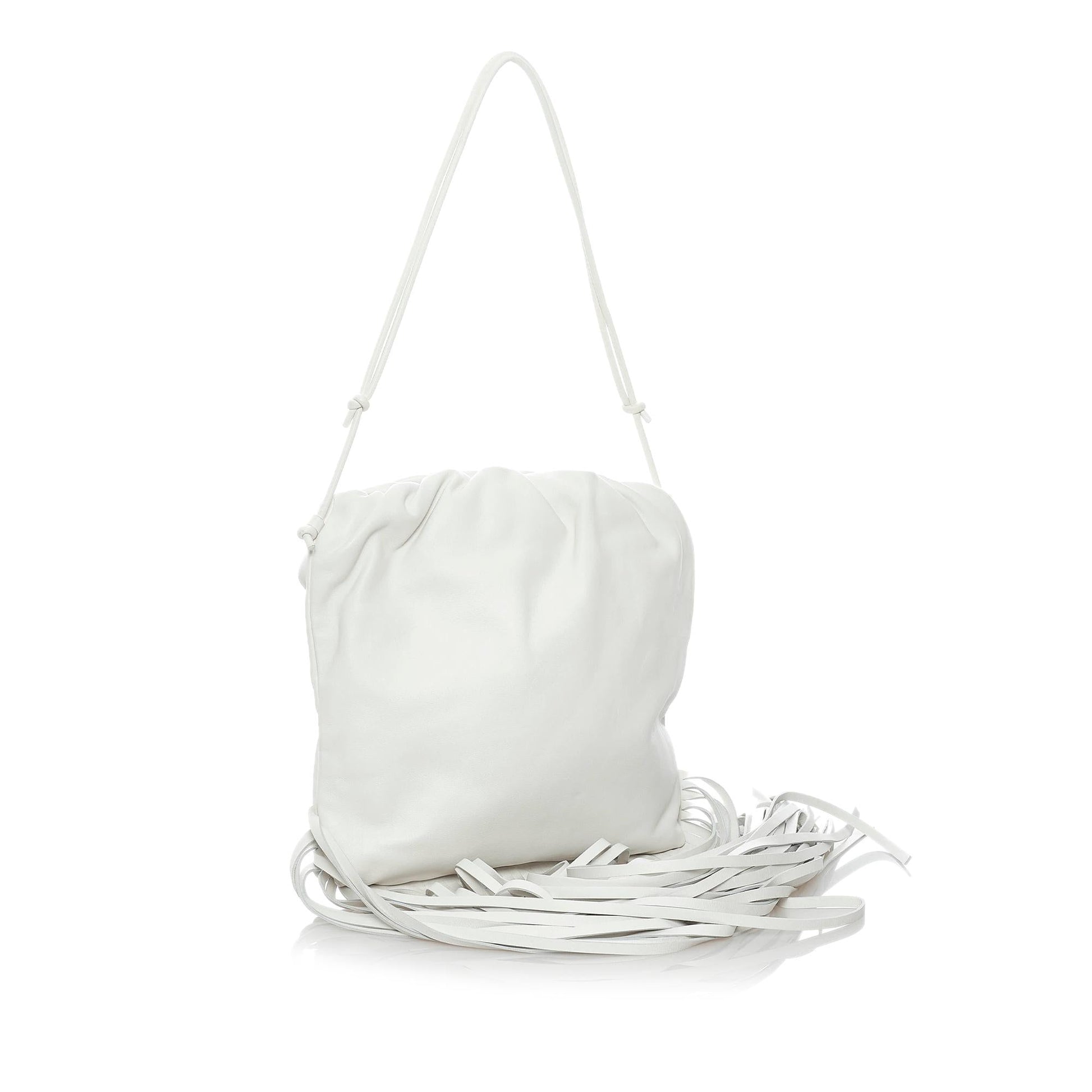Luxury Bottega Veneta The Fringe Pouch Leather Shoulder Bag (SHG-26Hbfa)