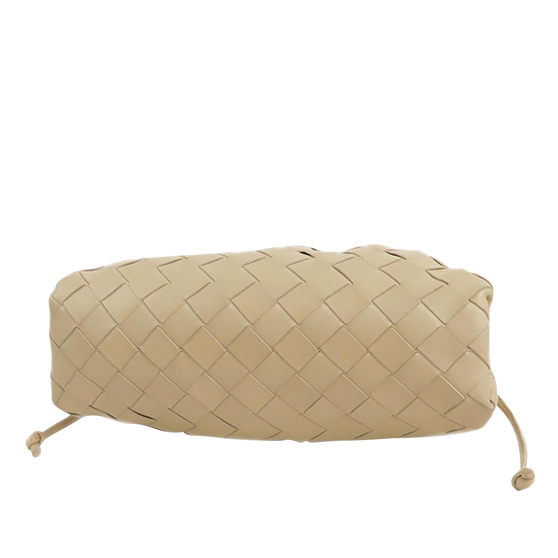 Luxury Bottega Veneta The Mini Pouch Intrecciato Crossbody Bag (SHG-35800)