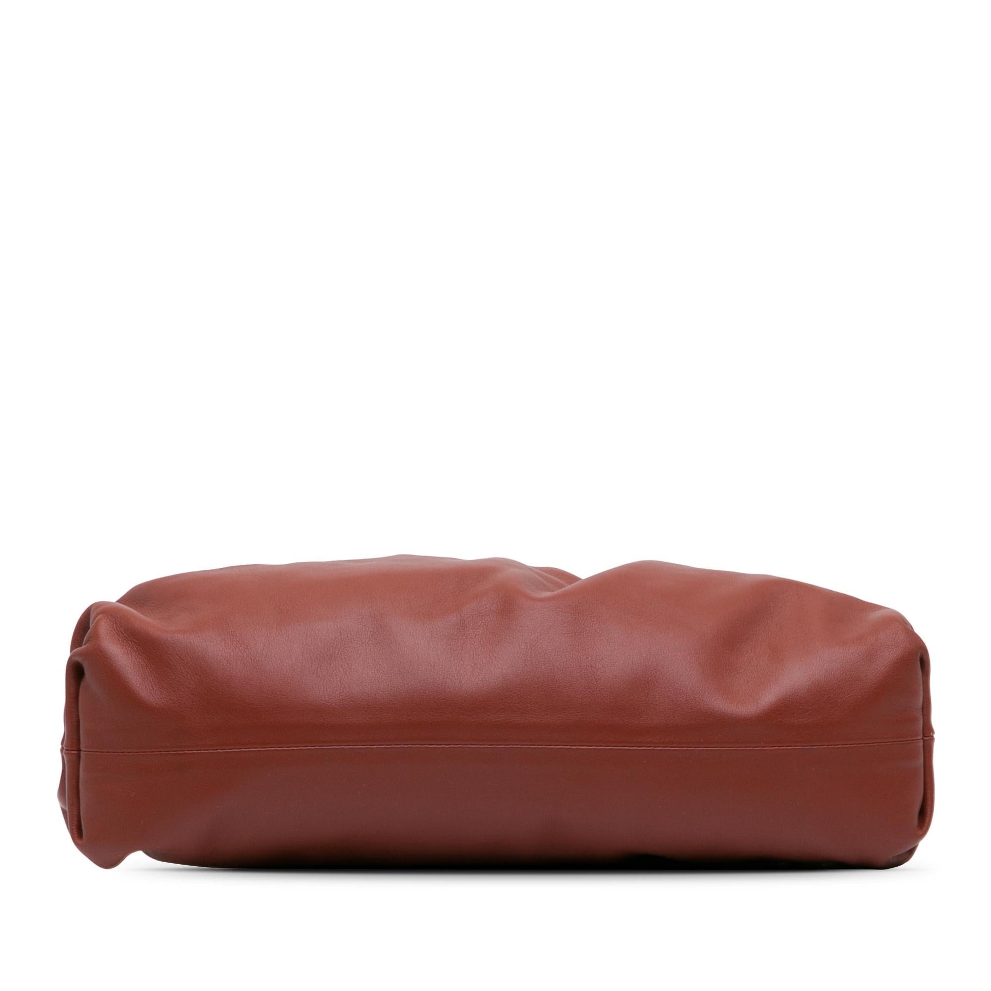 Luxury Bottega Veneta The Pouch Clutch (SHG-2ItxmJ)