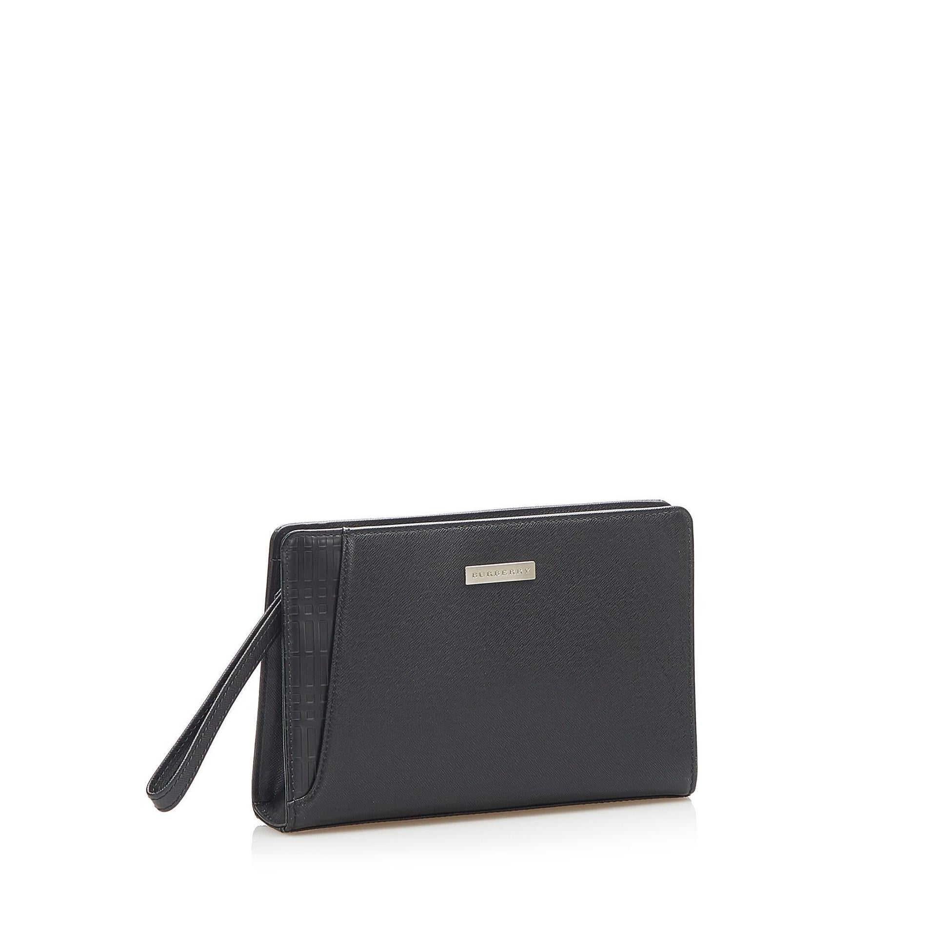Burberry Leather Clutch Bag (SHG-17949)