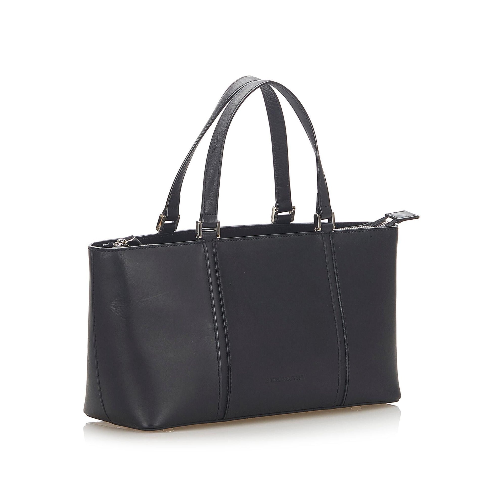 Burberry Leather Handbag (SHG-17273)