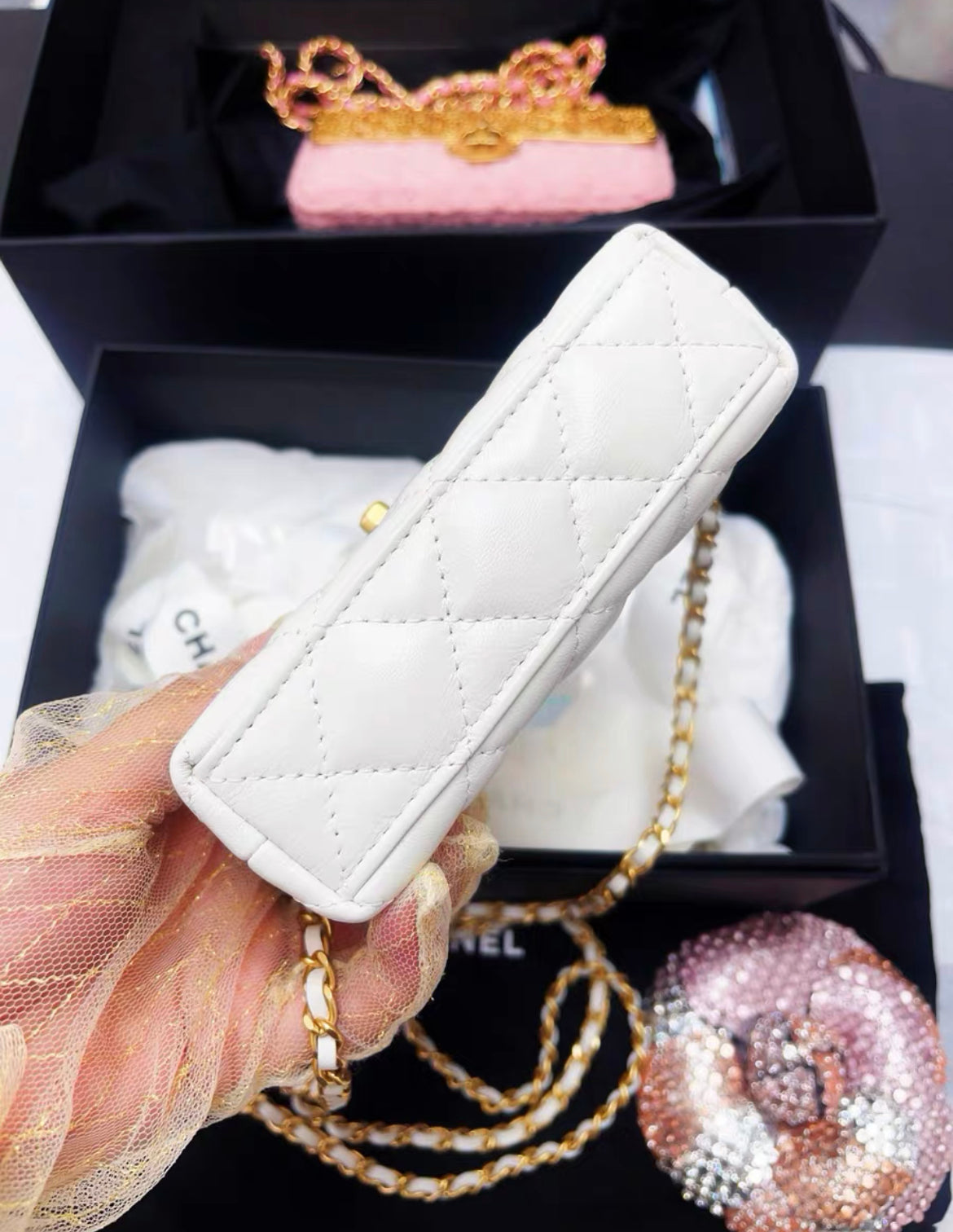 Chanel 24P Mini o Kelly white Quilted Calfskin Brushed Gold Hardware
