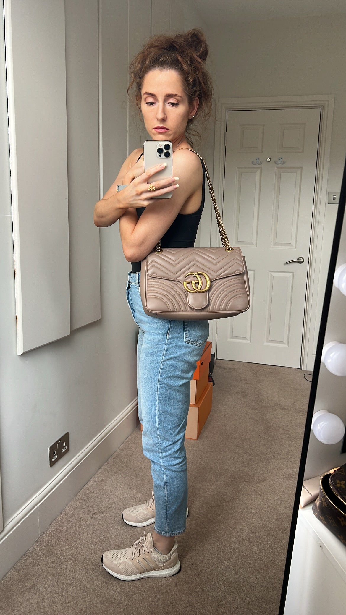 Gucci Chain Leather Shoulder Bag