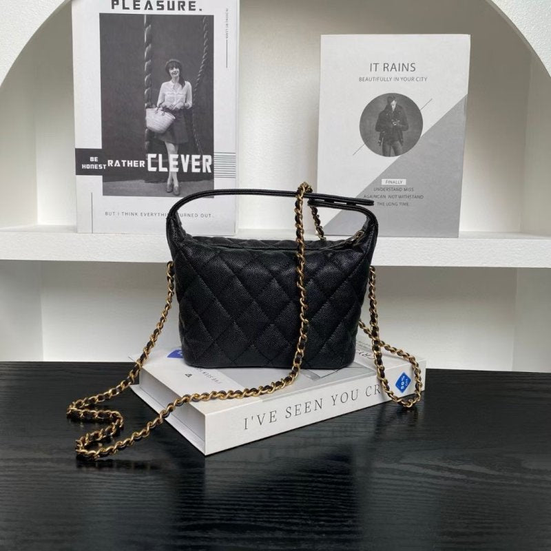 Chanel C Hand Bag BG0525114