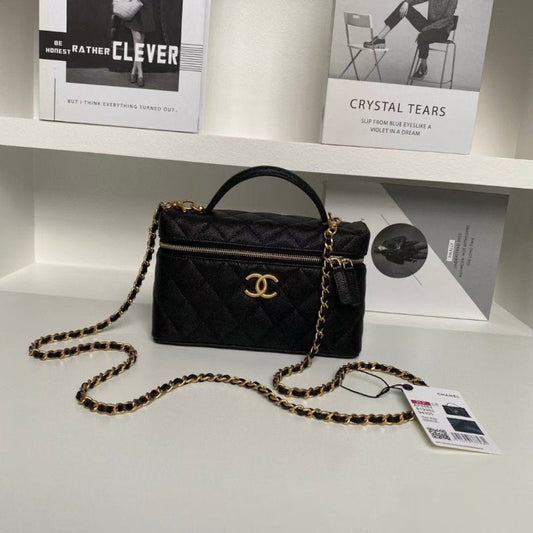 Chanel Small Chain Hand Bag BG0525117