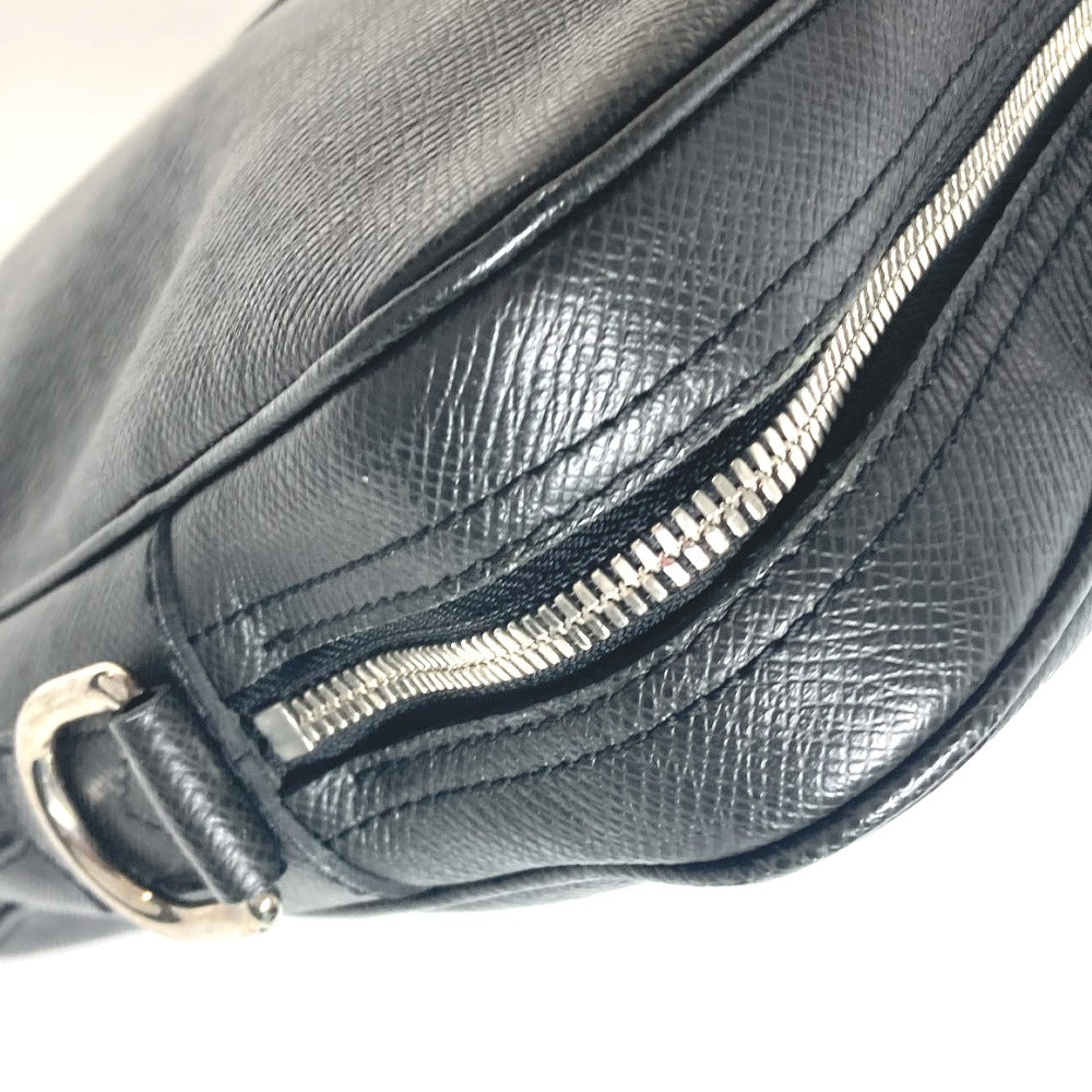 LOUIS VUITTON Handbag M33412 Taiga Leather black Taiga PDV Portodocument Voyage PM