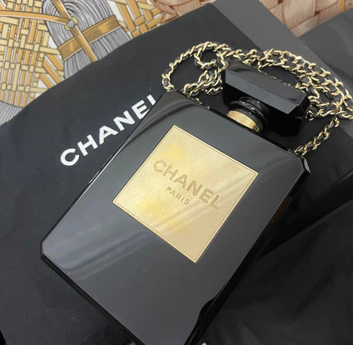 CHANEL 2013 N5 Perfume Bottle MinaudiÃ¨re Clutch Bag