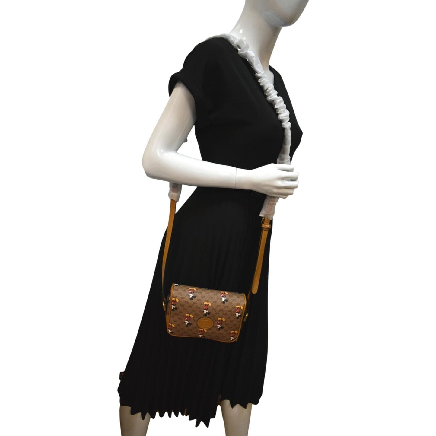 GUCCI x Disney Mickey Mo GG Supreme Coated Canvas Crossbody Bag Brown 602536