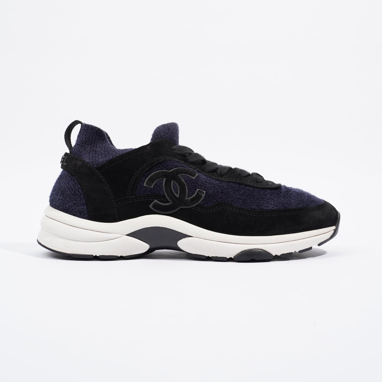 Chanel CC Logo Sneaker Navy Black White Fabric EU 39 UK 6