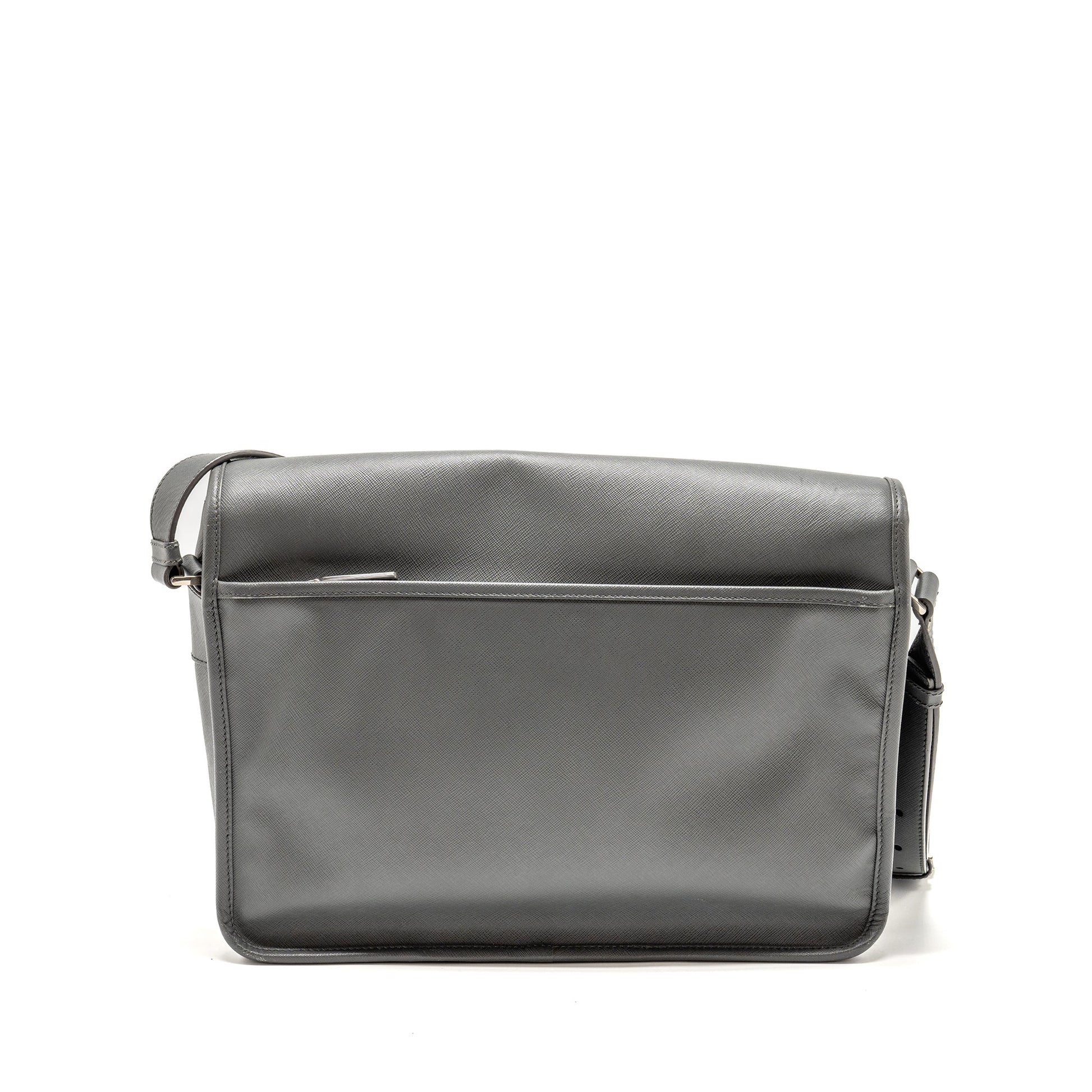 Prada flap messanger bag caviar grey SHW