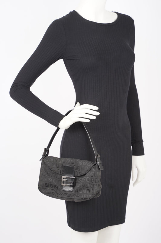 Fendi Womens Baguette Bag Black Small