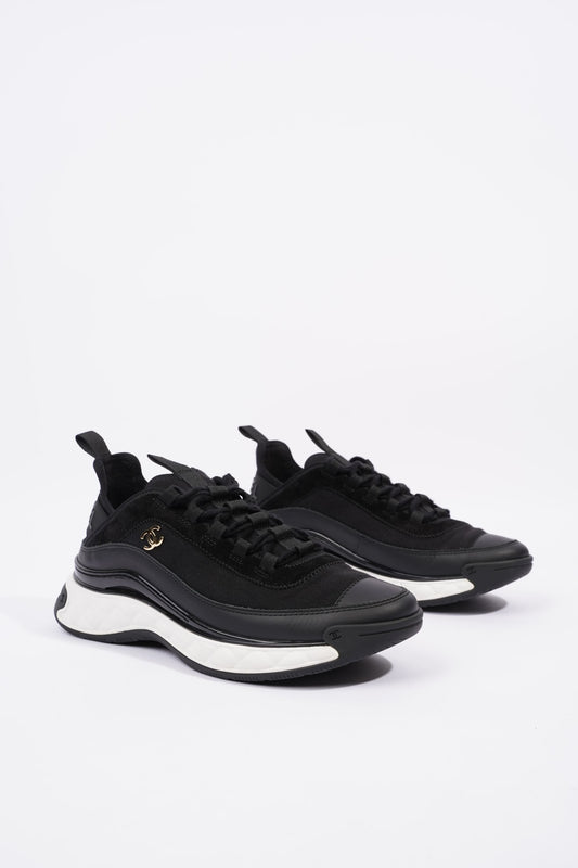 Chanel CC Logo Runners Black White EU 40 UK 7