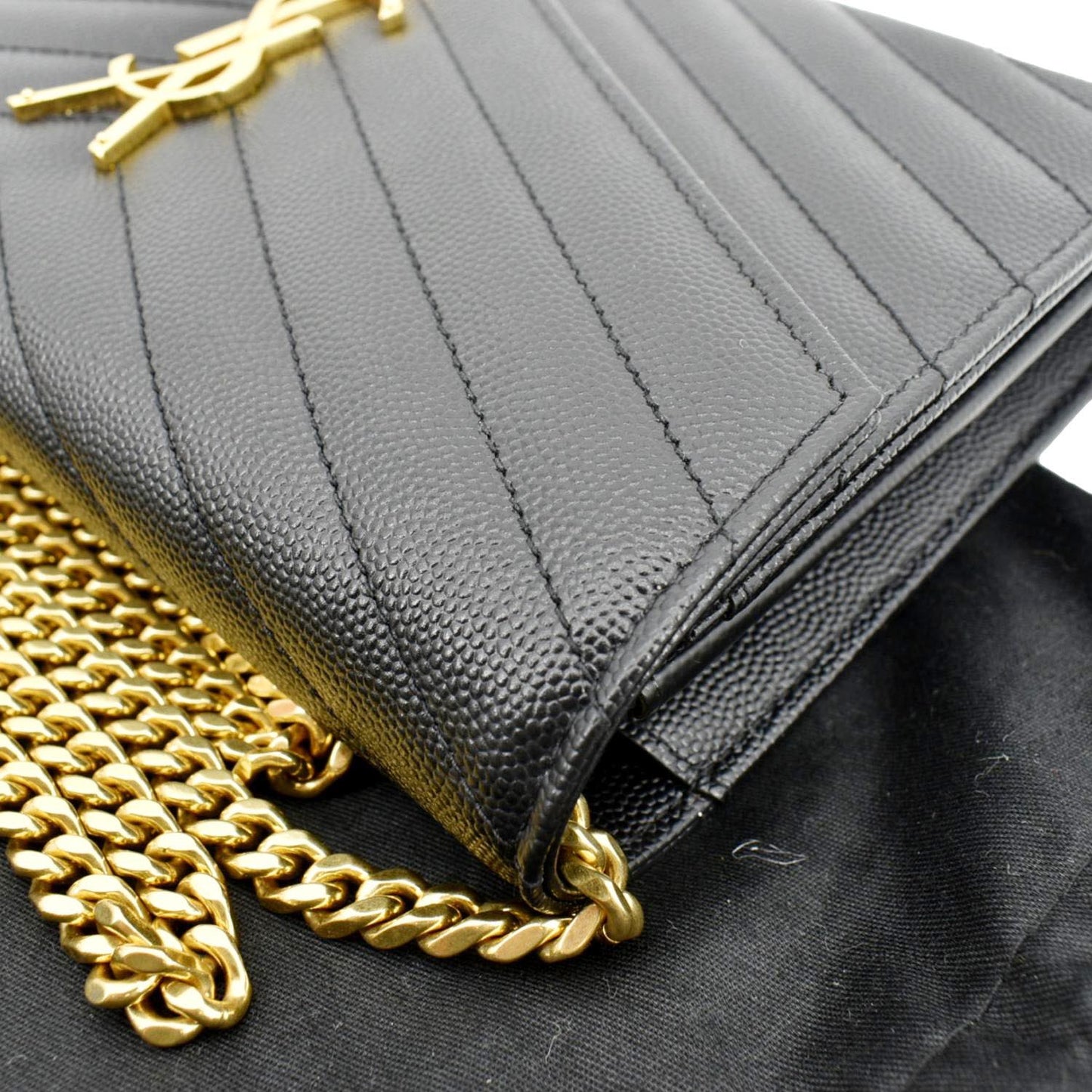 SAINT LAURENT Envelope Leather Chain Shoulder Bag Black