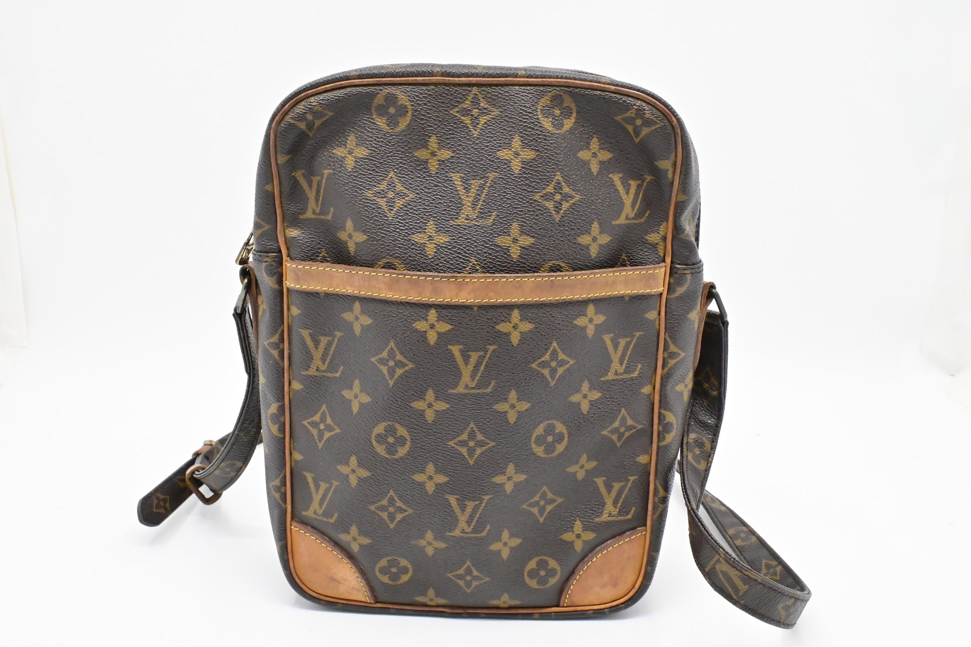 Louis Vuitton Danube MM in Monogram Canvas