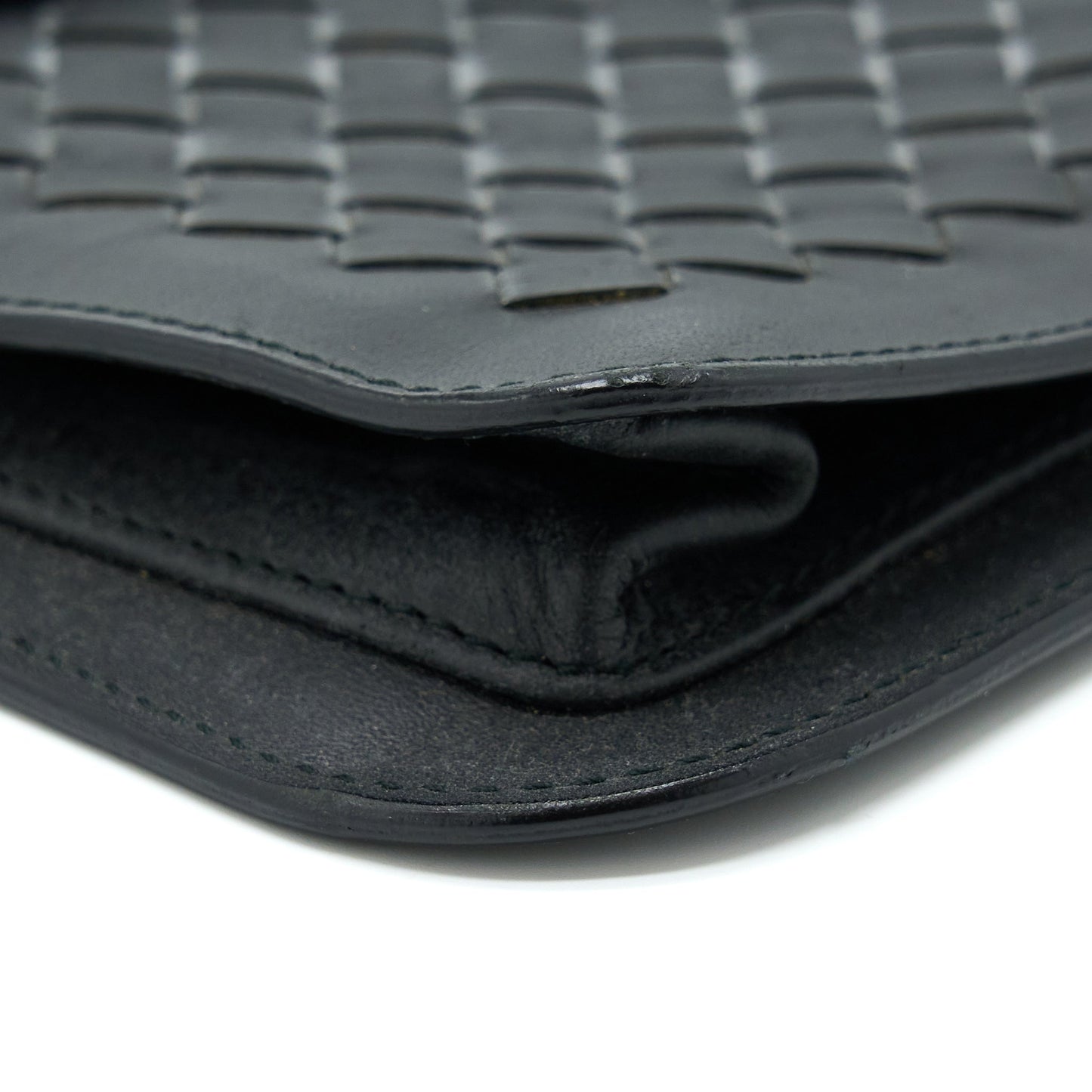 Bottega Veneta Men’s Pouch Intrecciate Black With Black Hardware