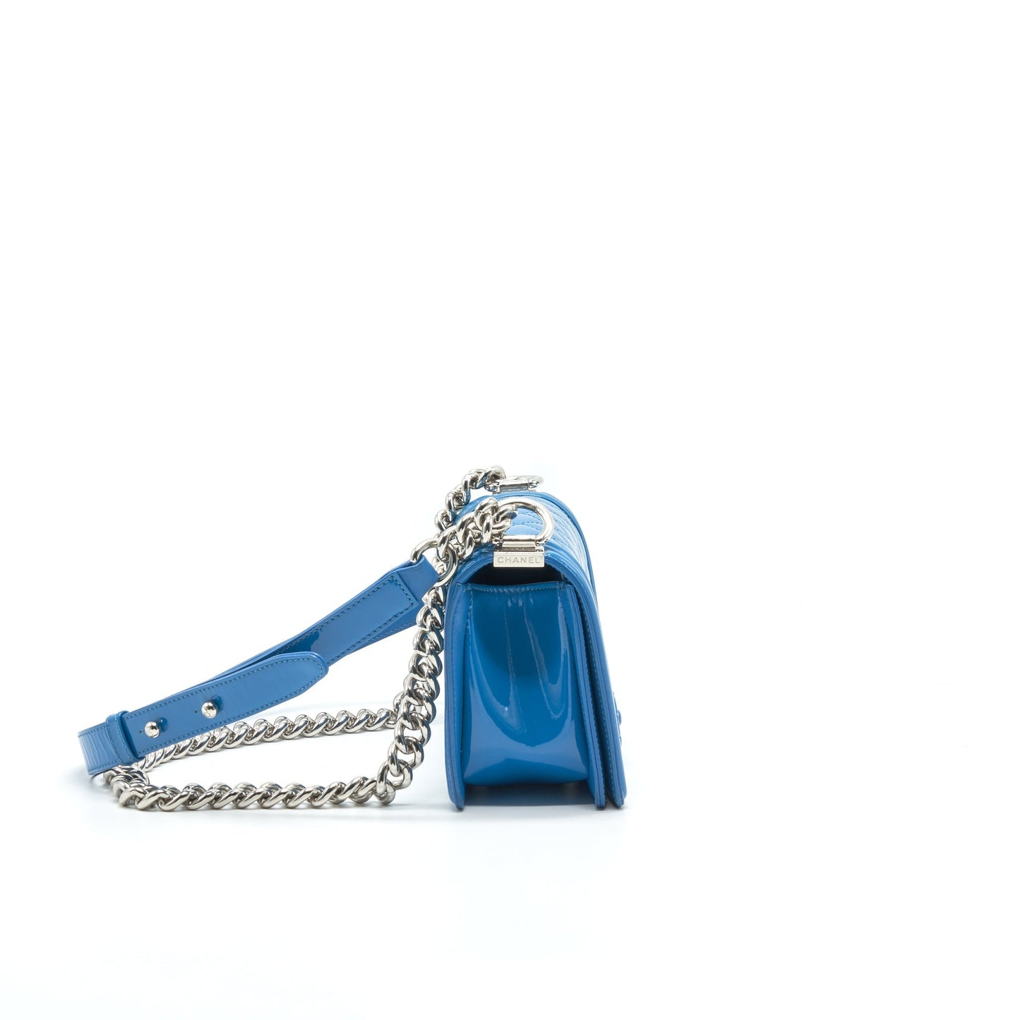 CHANEL SMALL LE BOY BAG IN PATENT LEATHER BLUE
