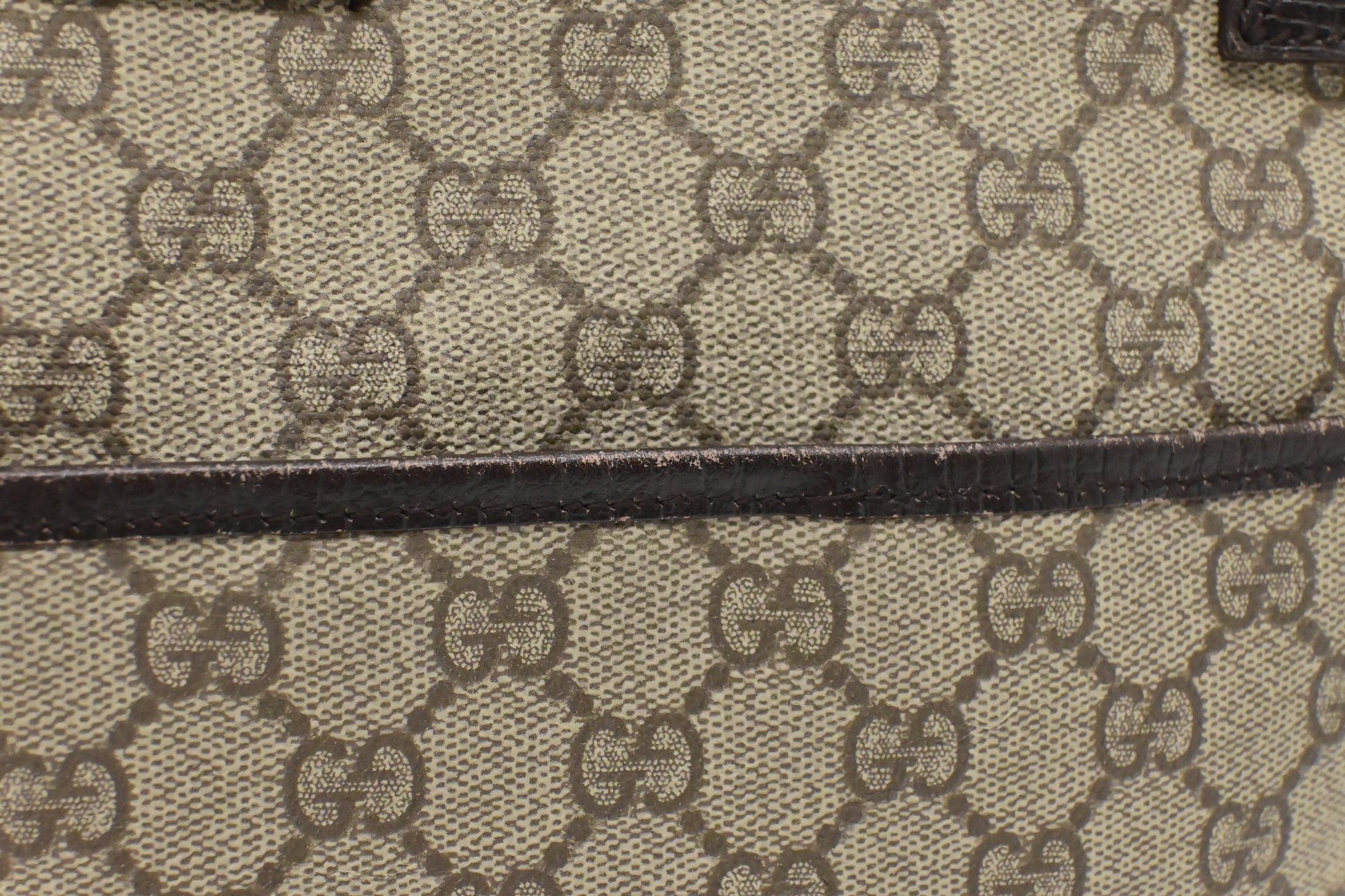 Gucci Square Crossbody in GG Supreme Canvas