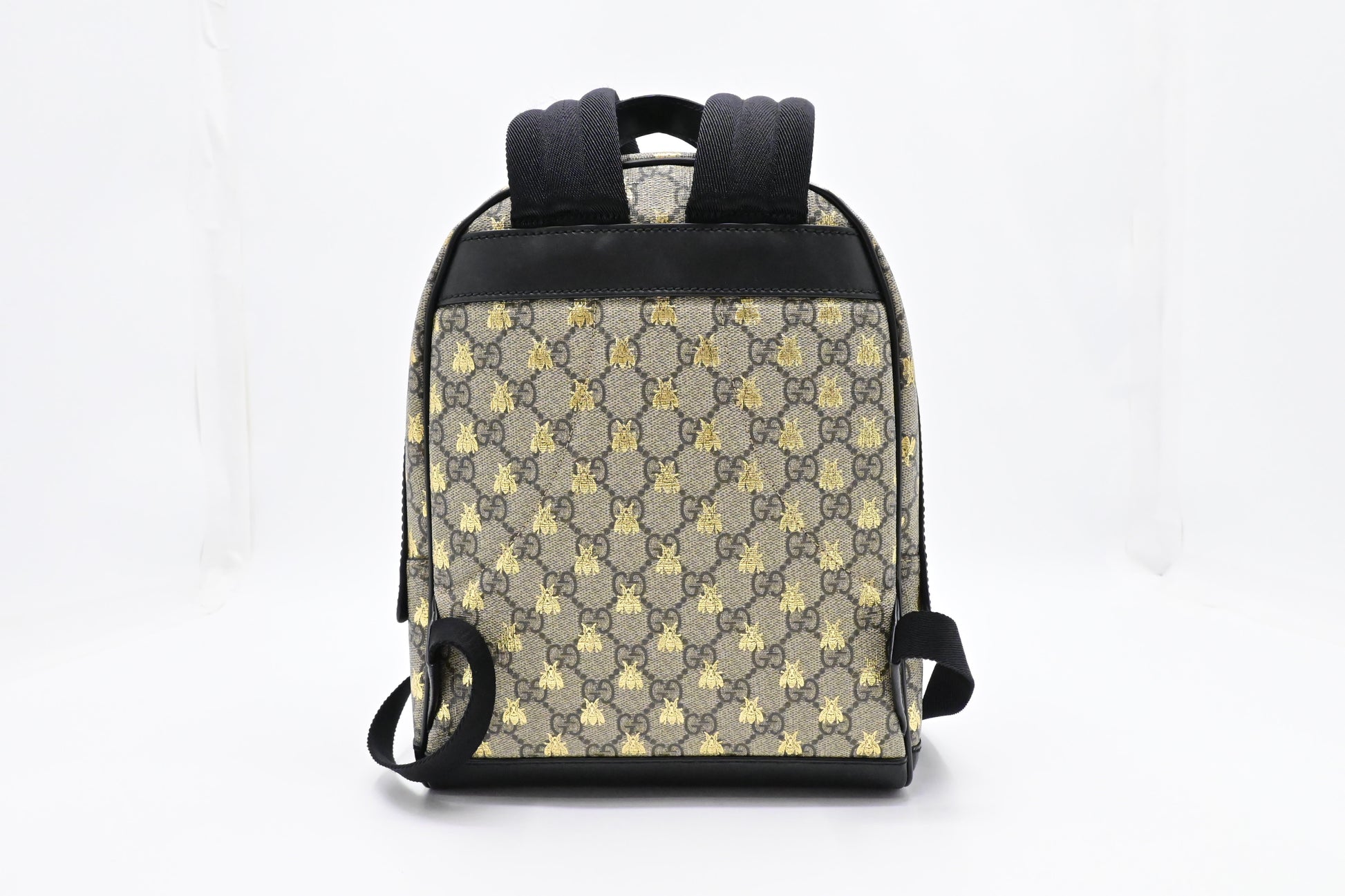 Gucci Bees Small Backpack in GG Supreme Canvas