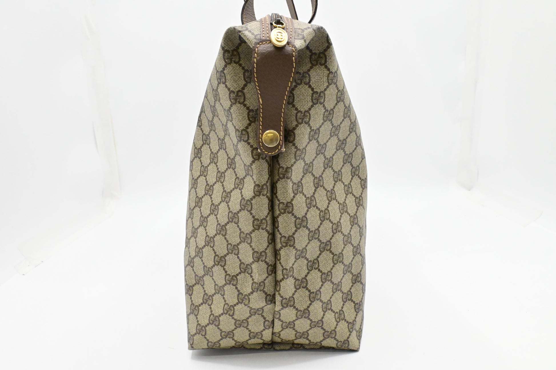 Gucci Travel Bag in GG Supreme Canvas