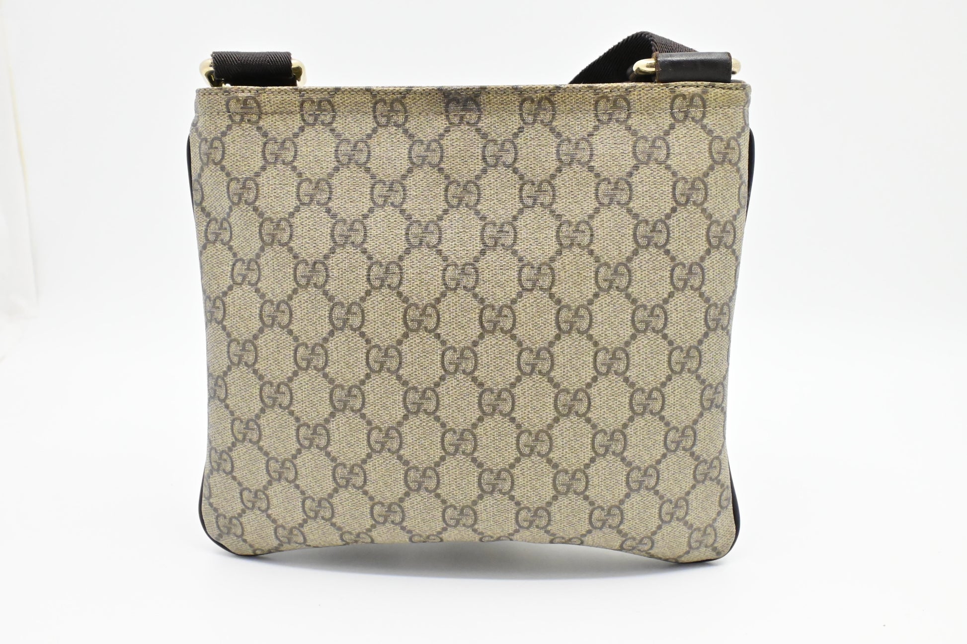 Gucci Crossbody in GG Supreme Canvas