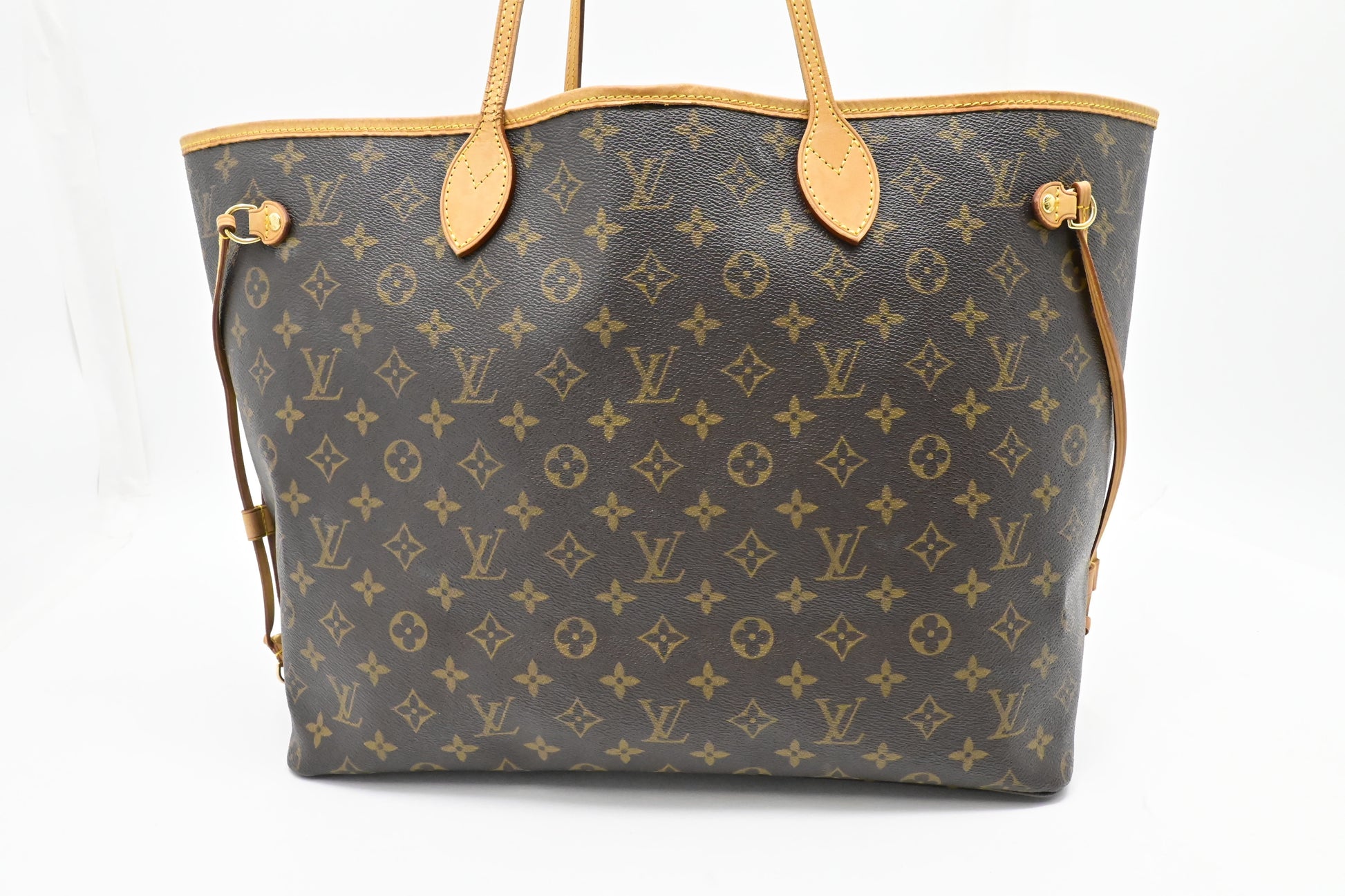Luxury Women's Tote Bag | Louis Vuitton Neverfull GM in Monogram Canvas