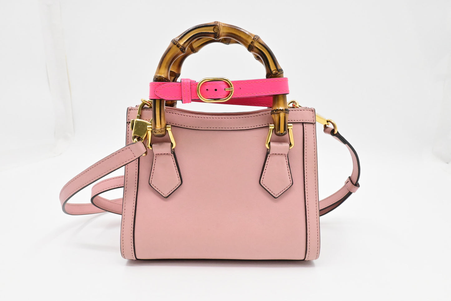 Gucci Diana Mini Tote in Pink Leather