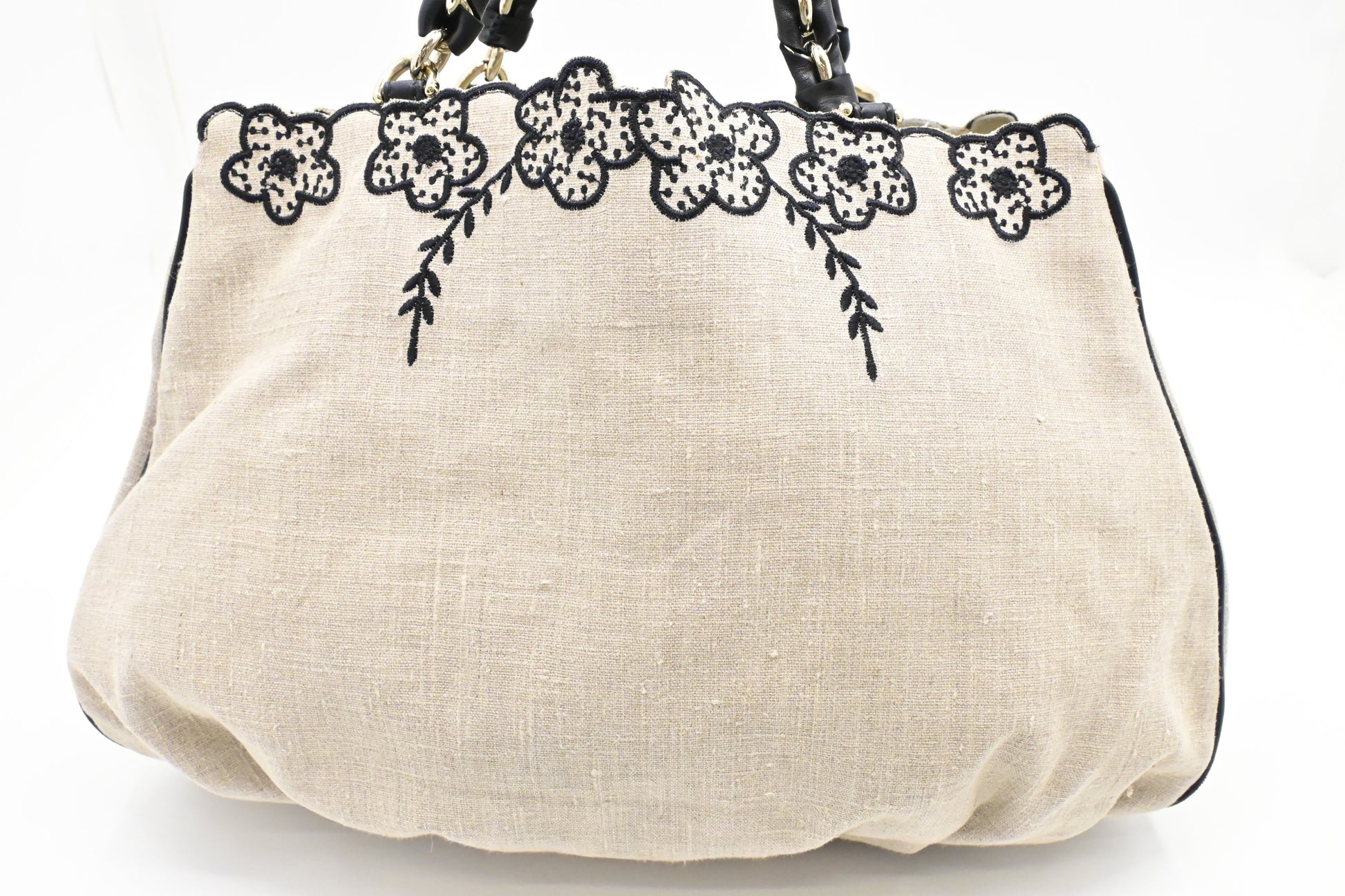 Fendi Tote Flower Embroideries in Beige Canvas