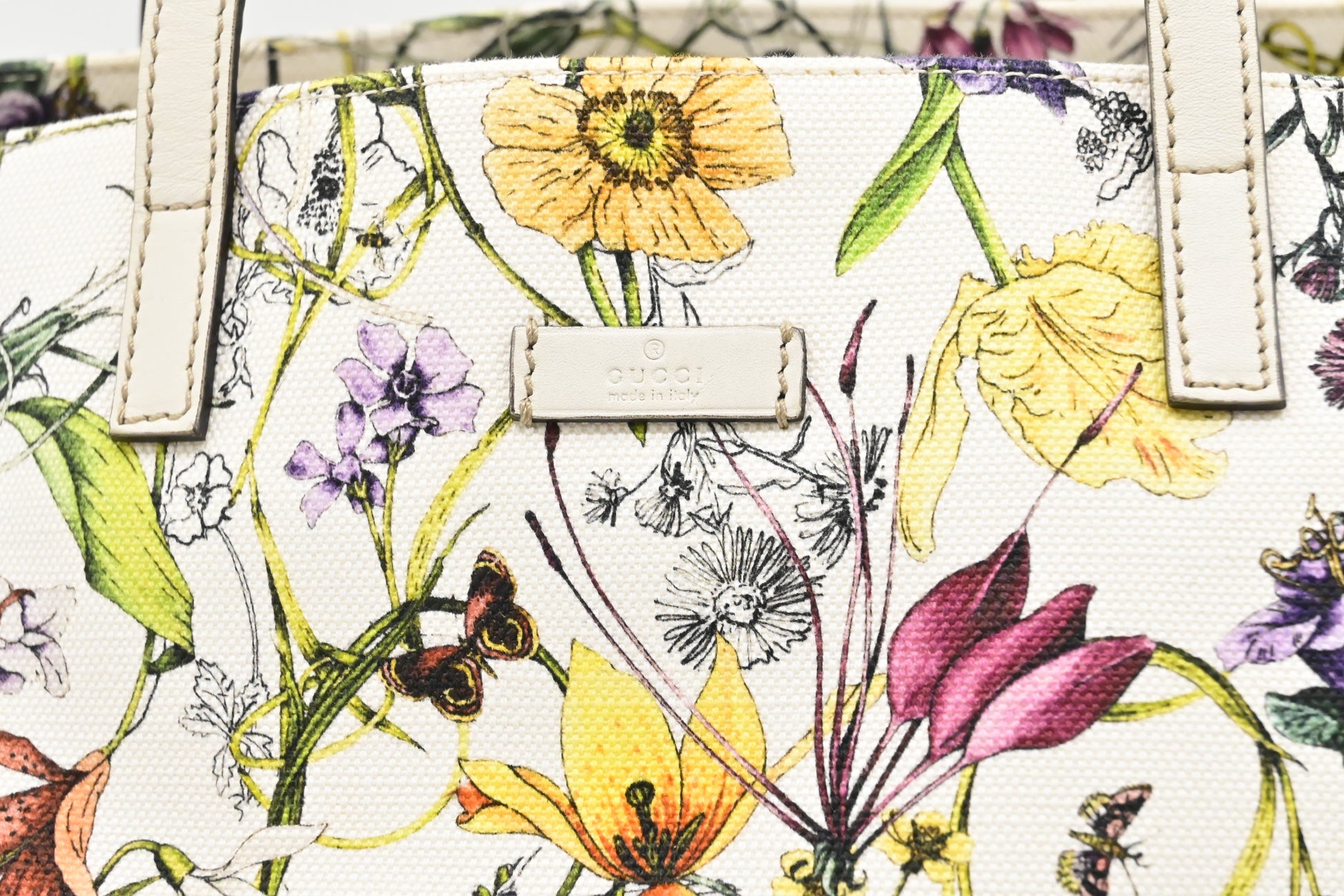 Gucci Tote in White Floral Canvas