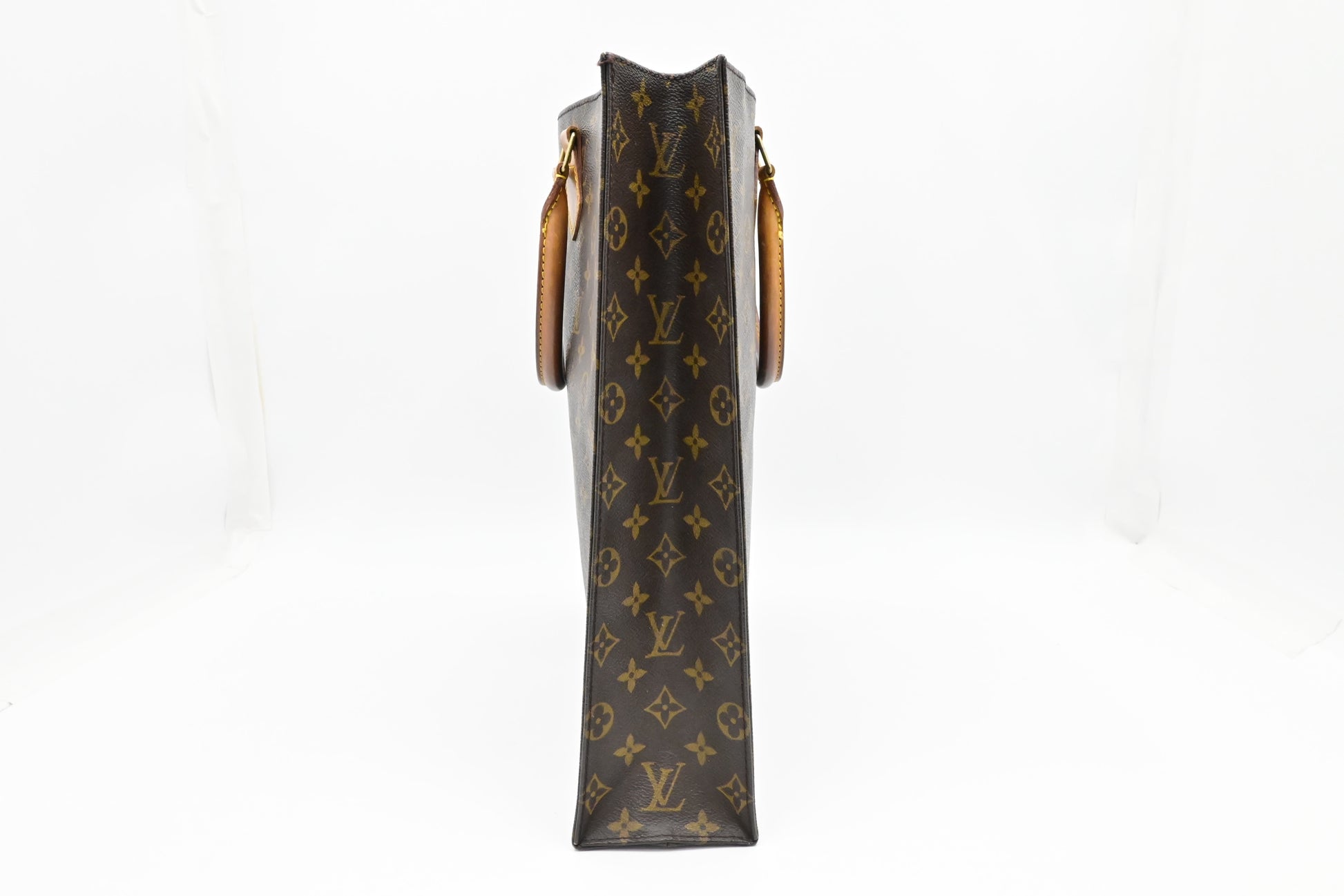 Louis Vuitton Sac Plat in Monogram Canvas