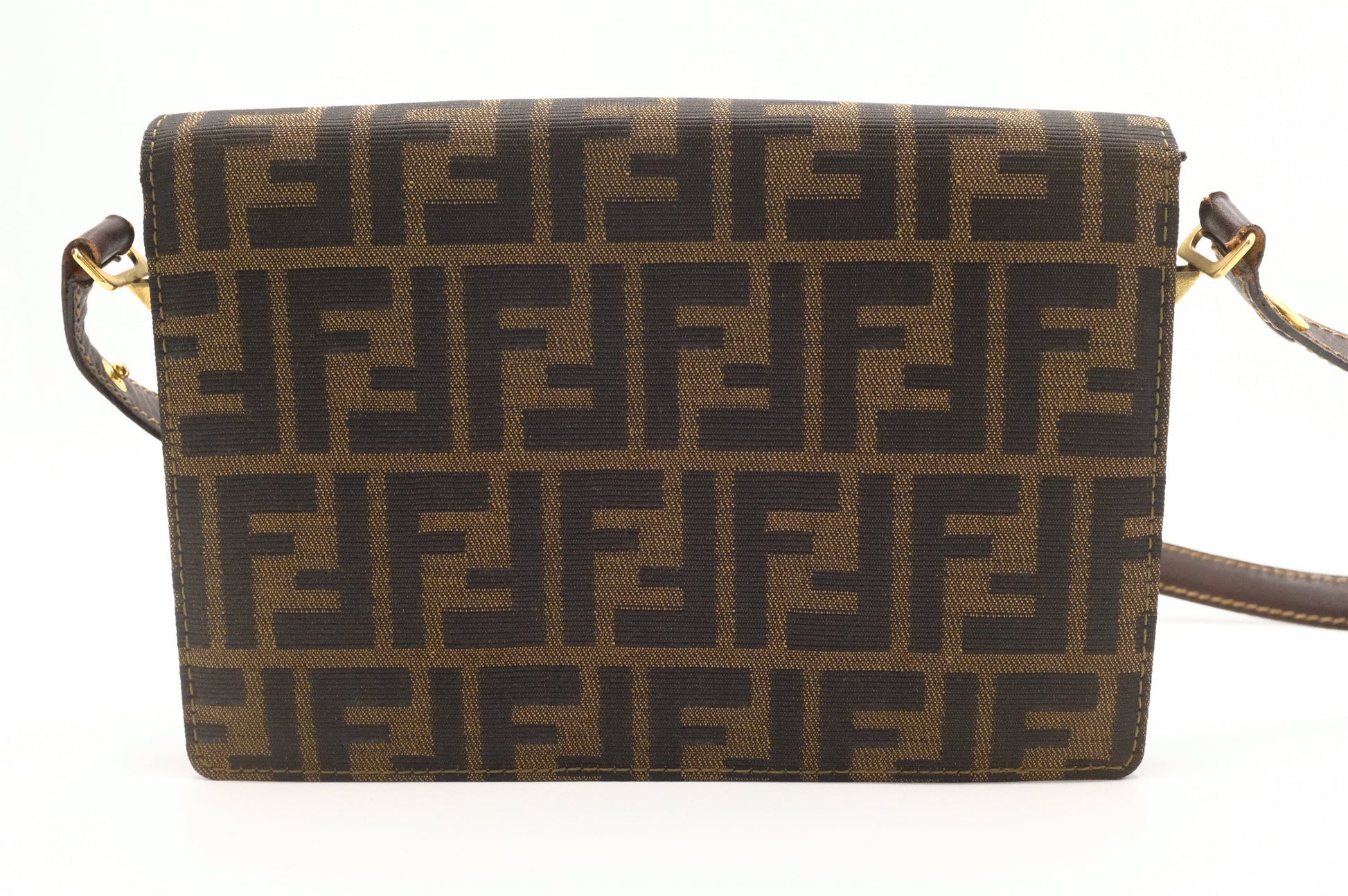 Fendi Shoulder Bag in Zucca Canvas