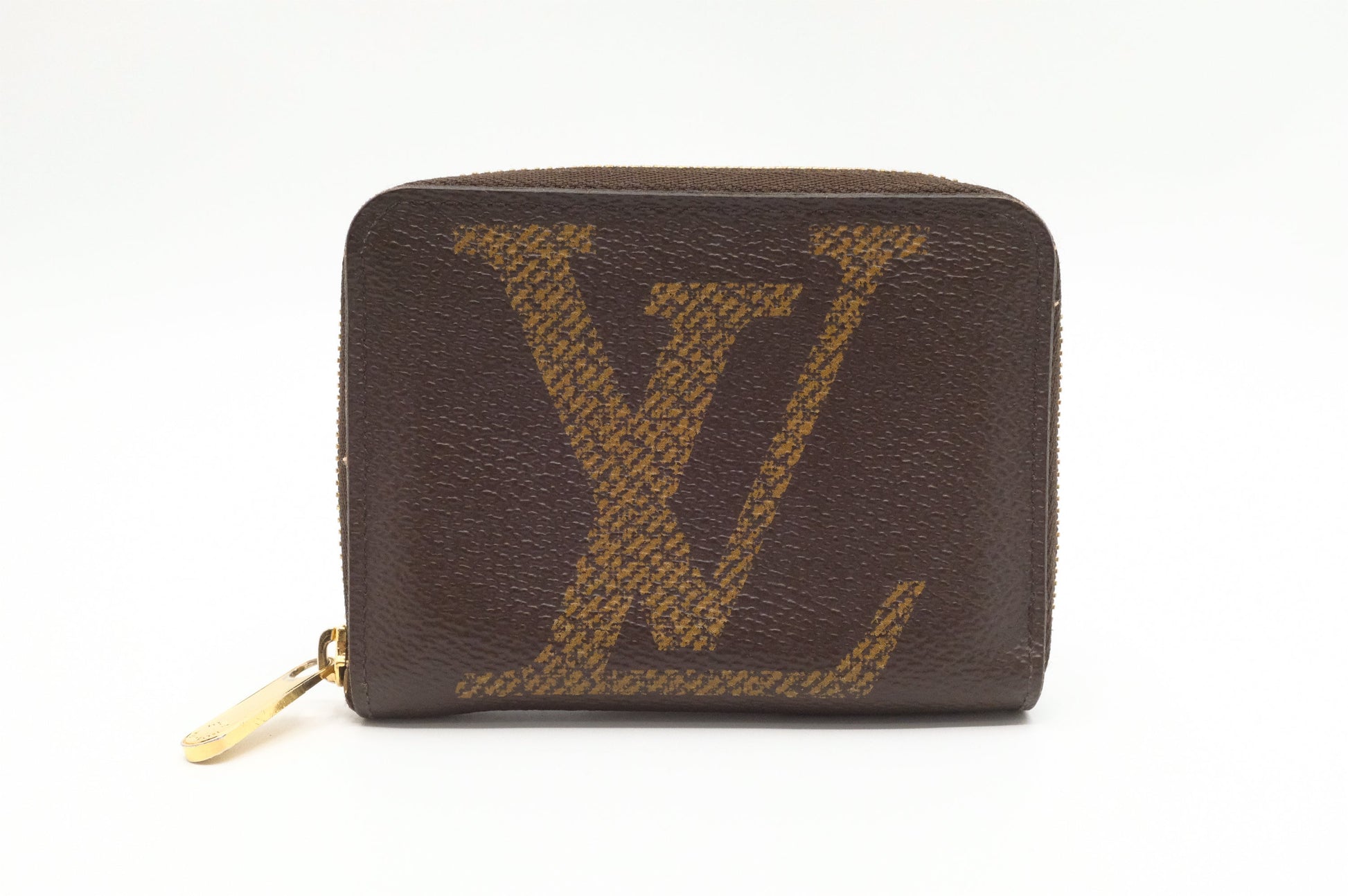 Louis Vuitton Compact Zippy in Monogram Giant Canvas