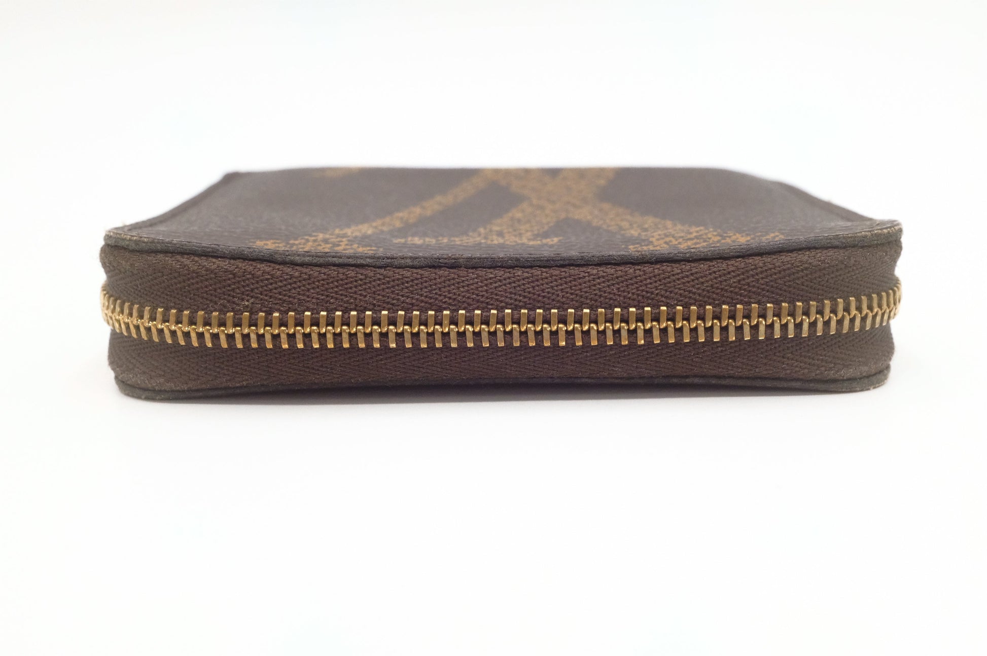 Louis Vuitton Compact Zippy in Monogram Giant Canvas