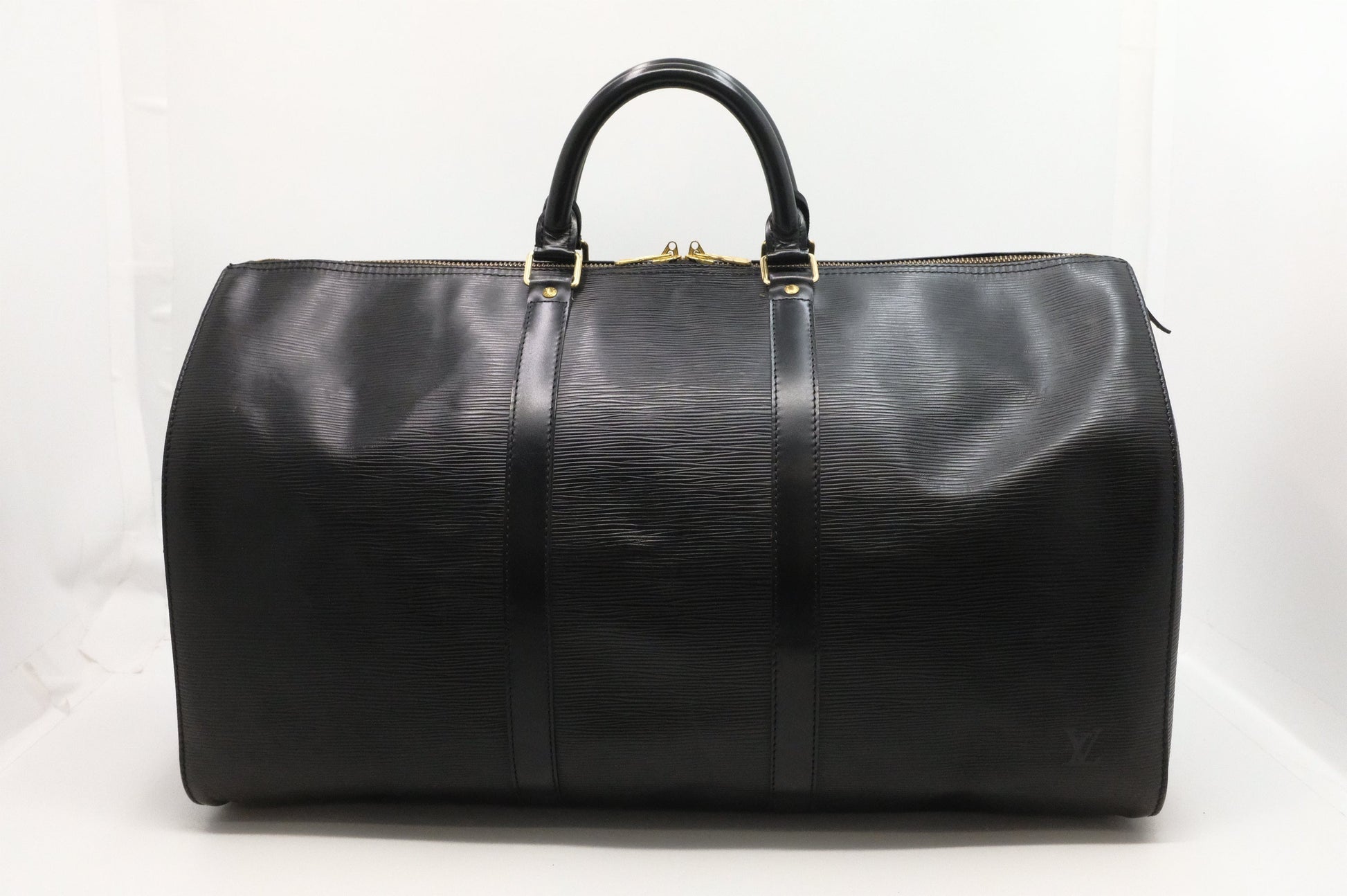 Louis Vuitton Keepall 55 in Black Epi Leather