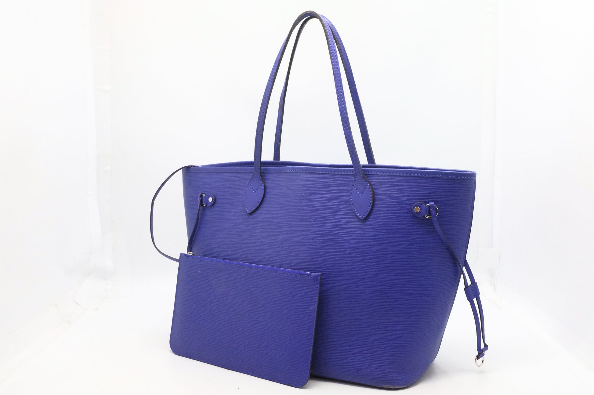 Louis Vuitton Neverfull MM in Purple Epi Leather